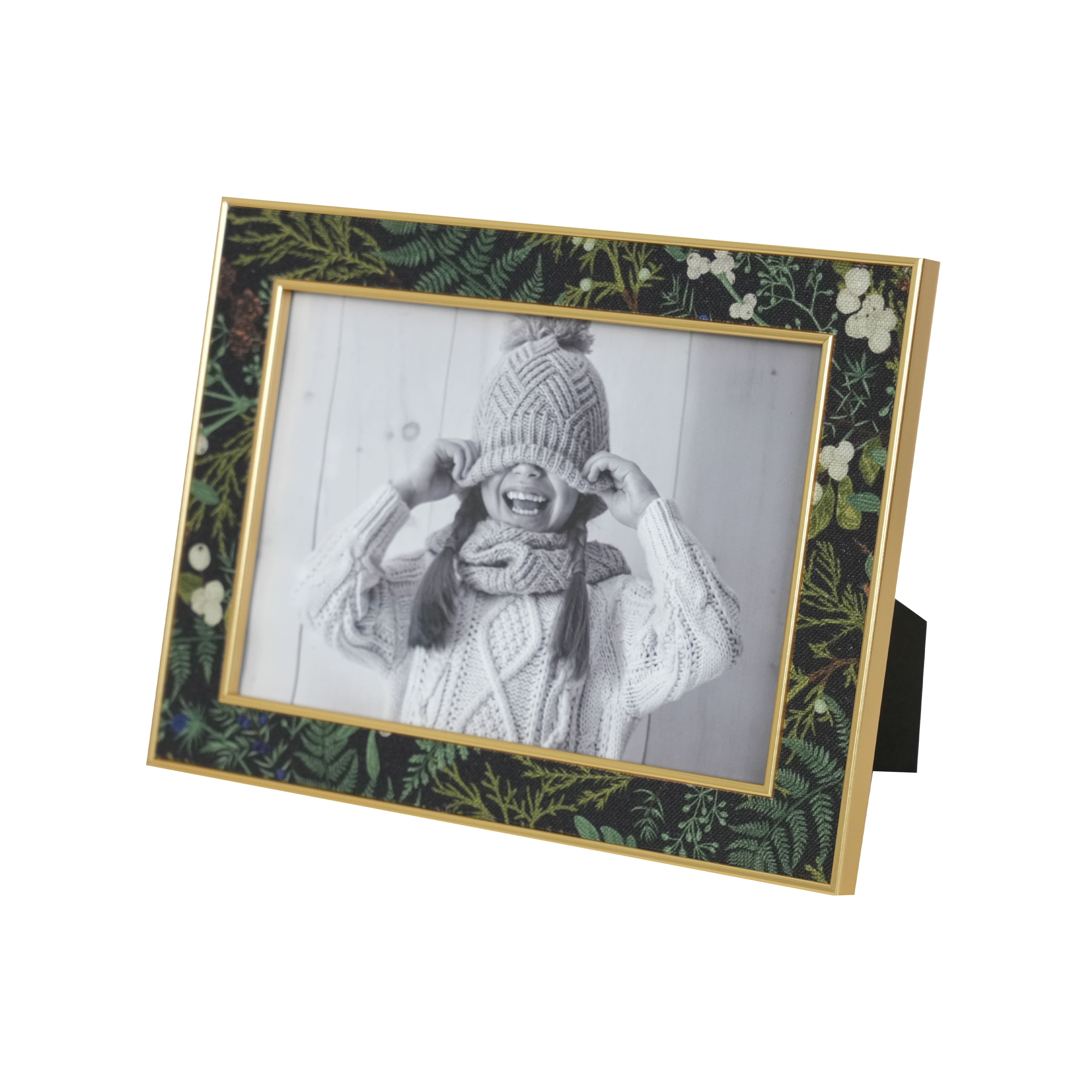 5&#x22; x 7&#x22; Holiday Pattern with Gold Edges Plastic Frame by Studio D&#xE9;cor&#xAE;