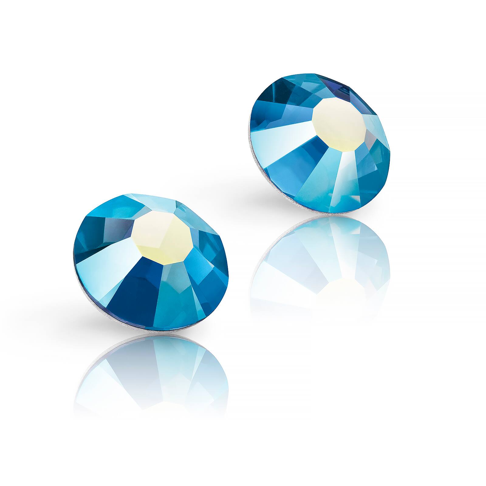 Preciosa MAXIMA SS20 Aurora Borealis Flatback Czech Crystals, 144ct.