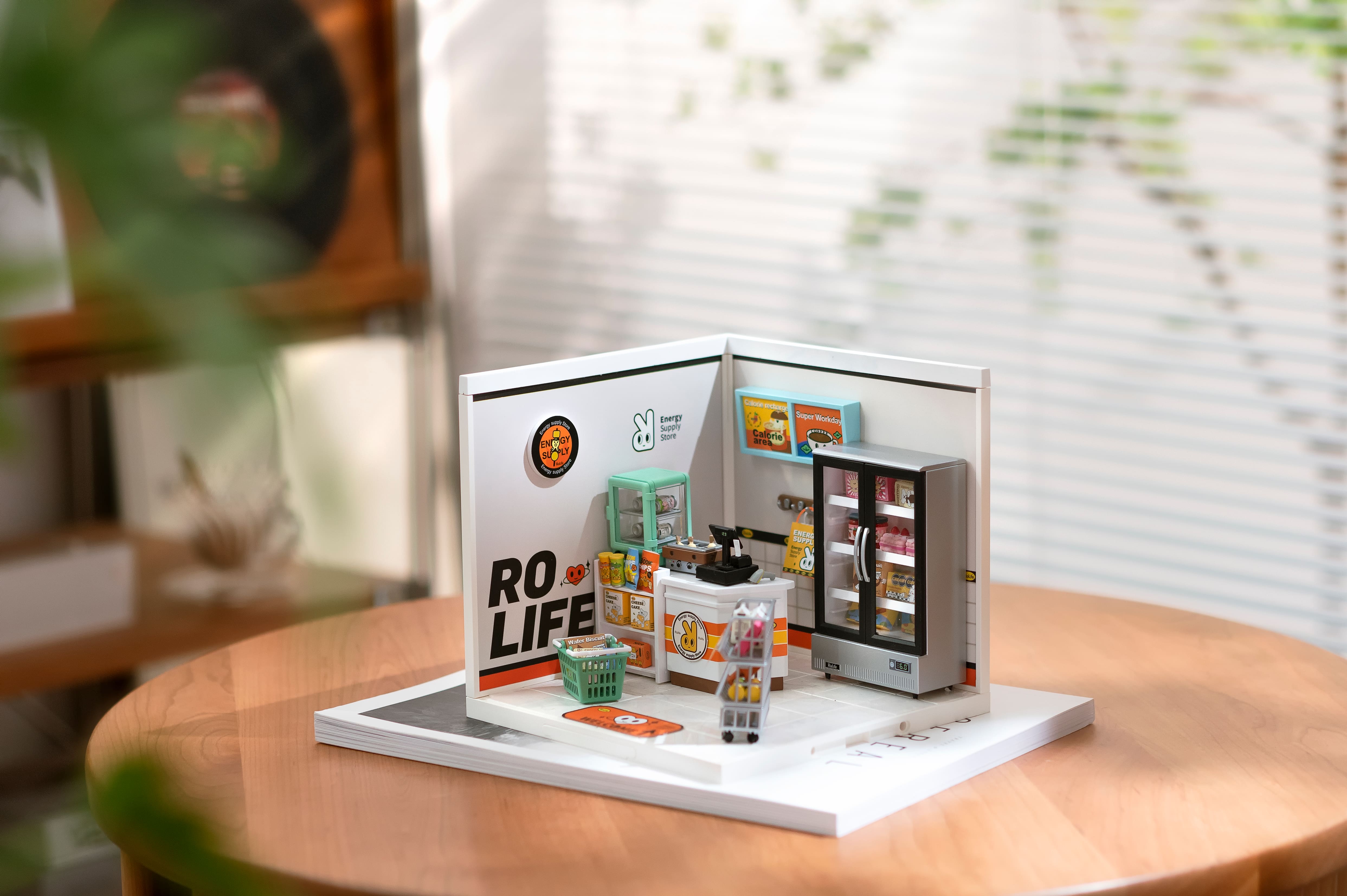 Rolife® Super Creator Energy Supply Store DIY Miniature Kit