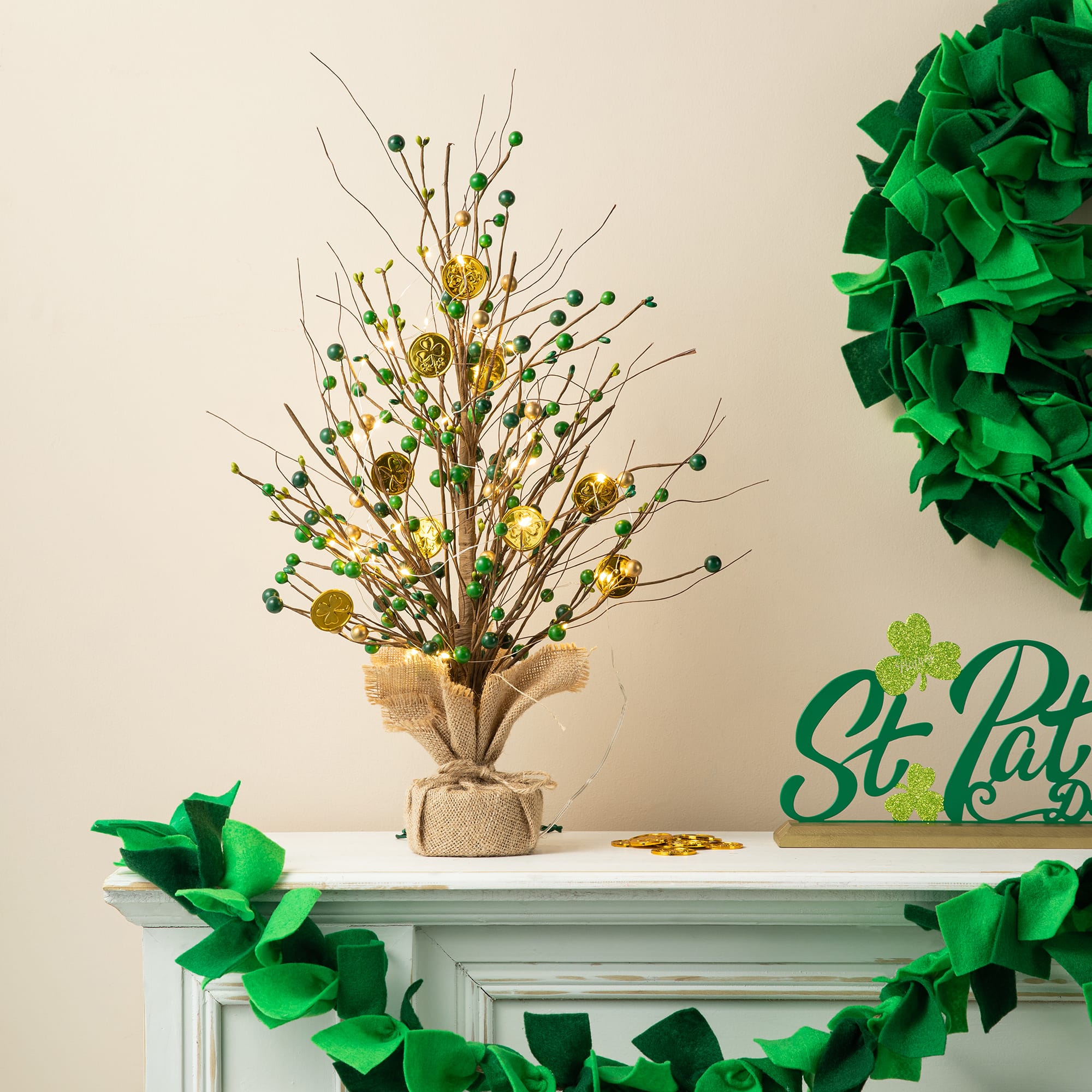 Glitzhome&#xAE; 21&#x22; Lighted St. Patrick&#x27;s Gold Coin Table Tree