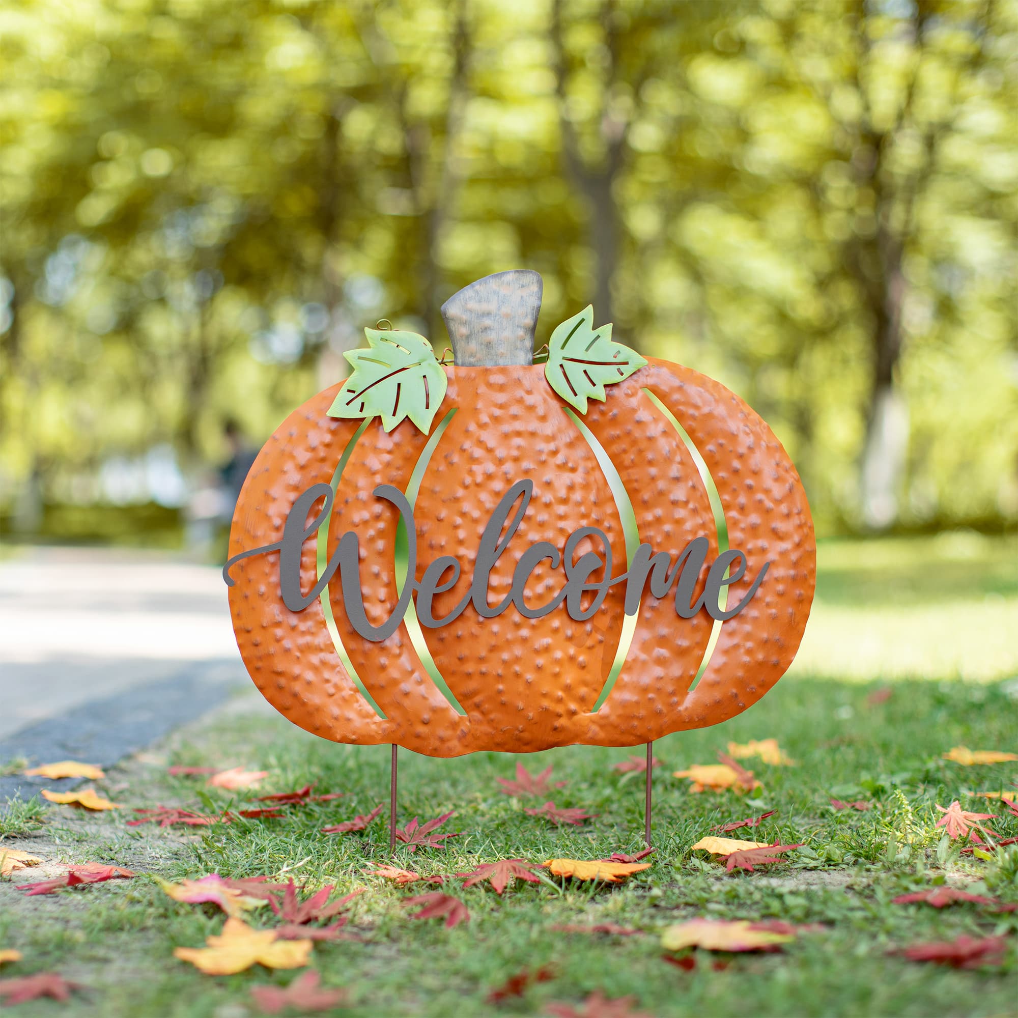 Glitzhome&#xAE; Metal Welcome Pumpkin Yard Stake