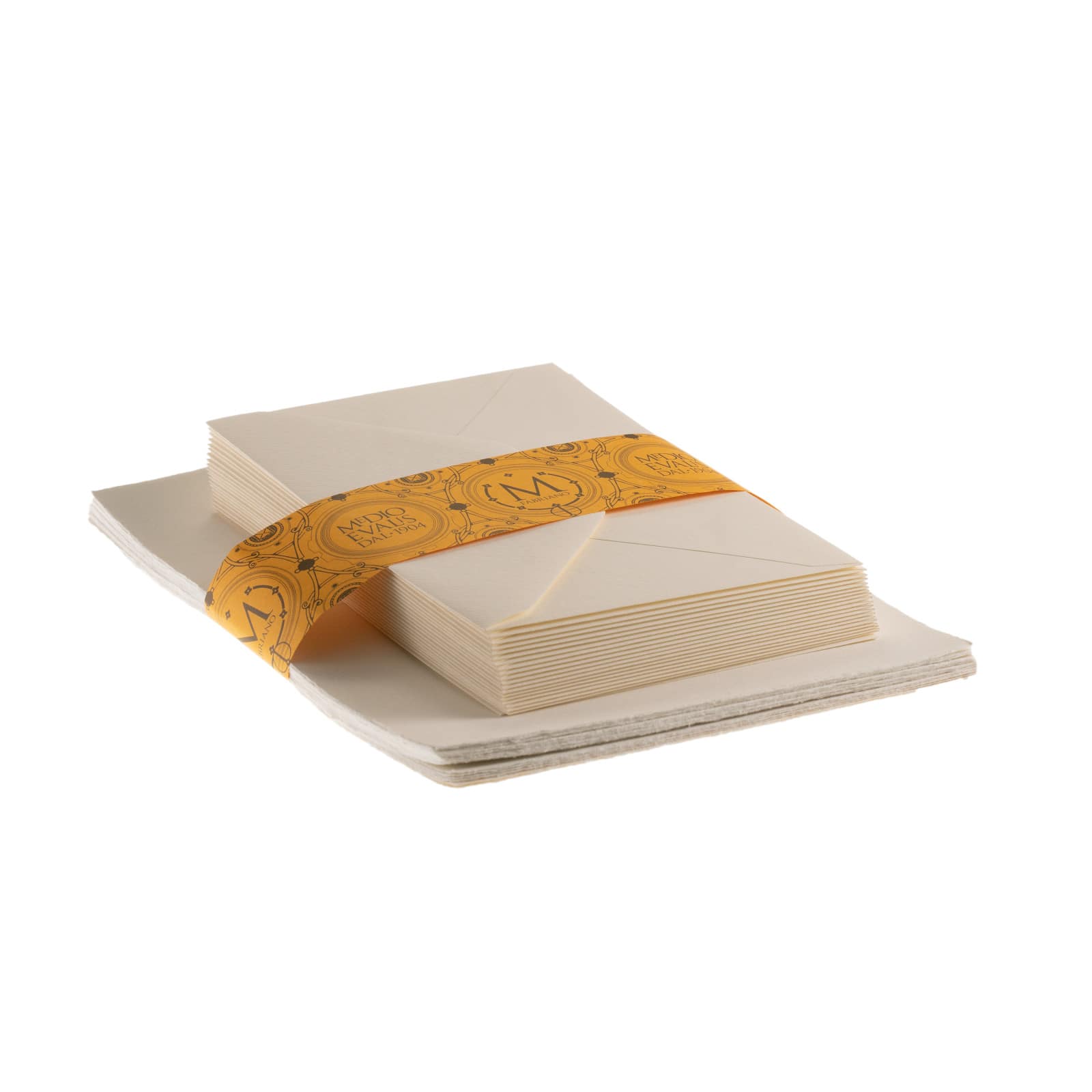 Fabriano 4.5&#x22; x 6.75&#x22; Medioevalis White Cards &#x26; Envelopes, 20ct.