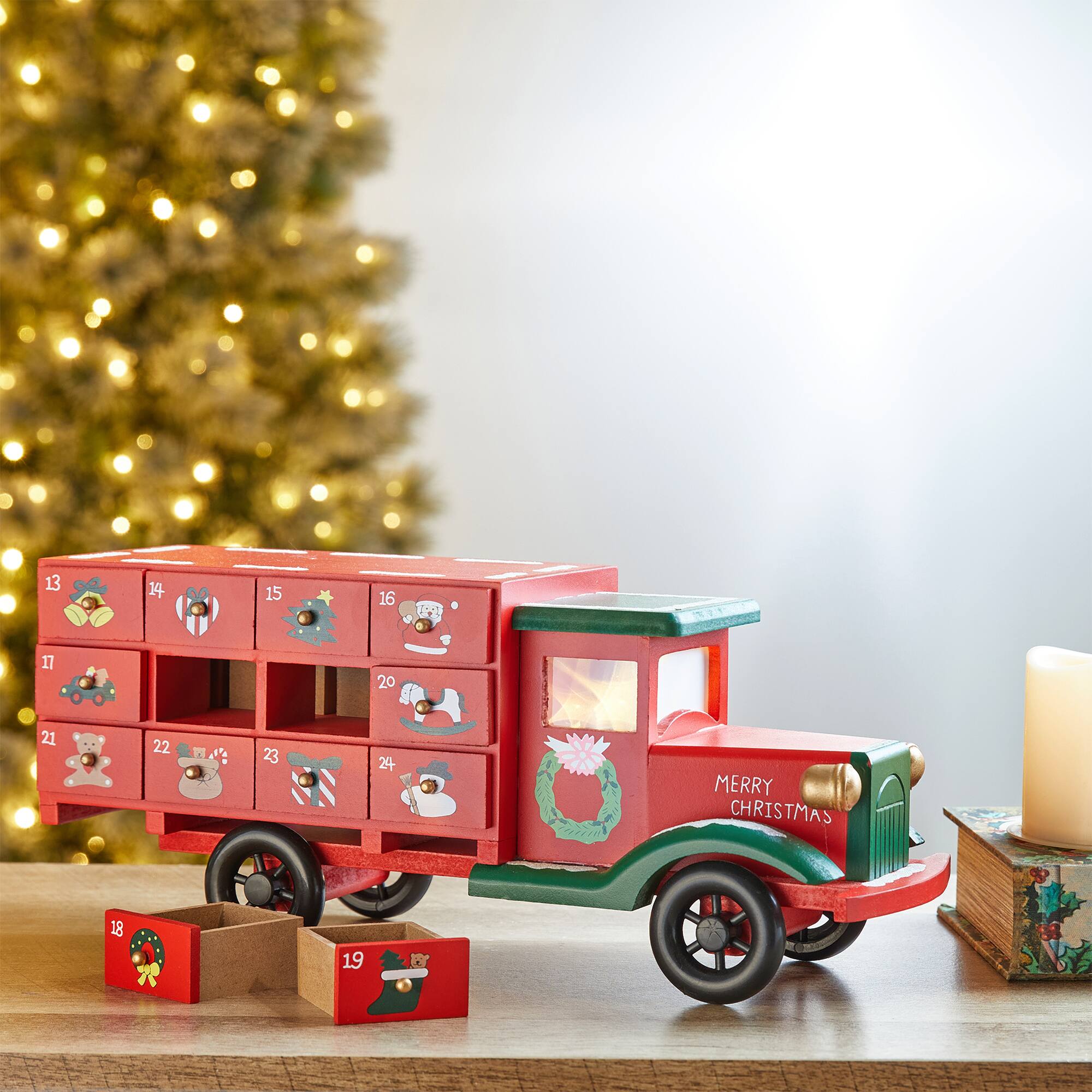 Glitzhome&#xAE; 14.5&#x22; Christmas Truck Countdown D&#xE9;cor