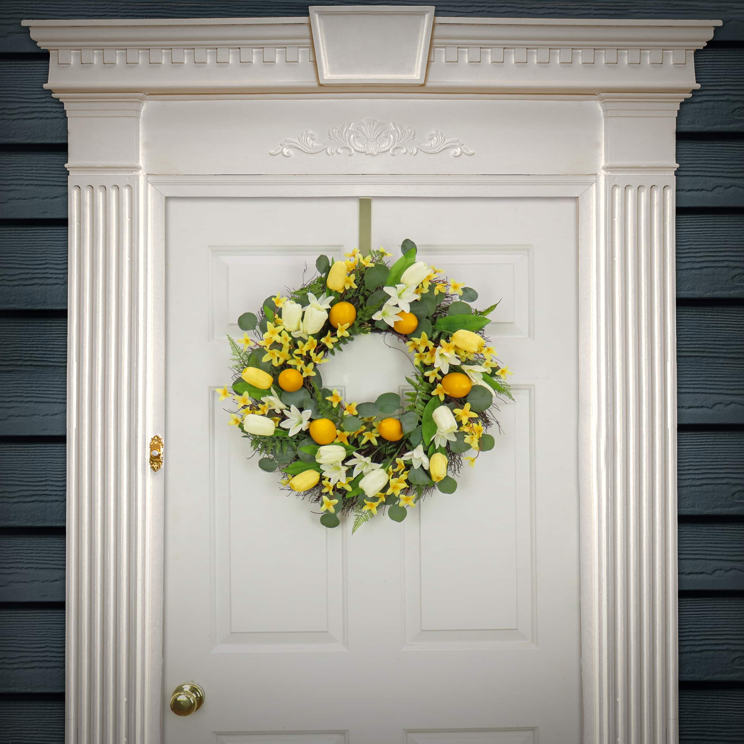 22" Lemon & Tulip Wreath