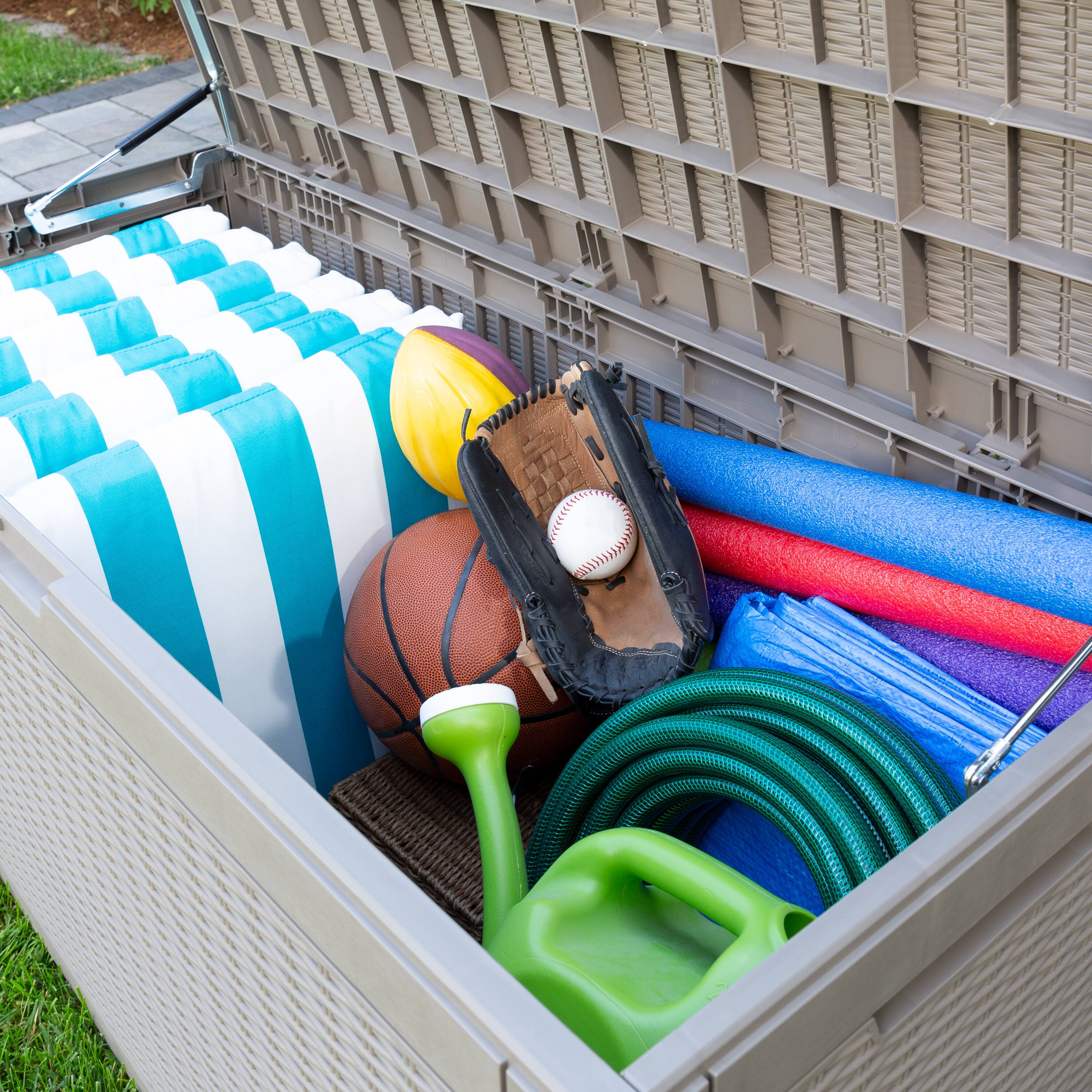 Honey Can Do 100gal Brown Wicker Resin Deck Box