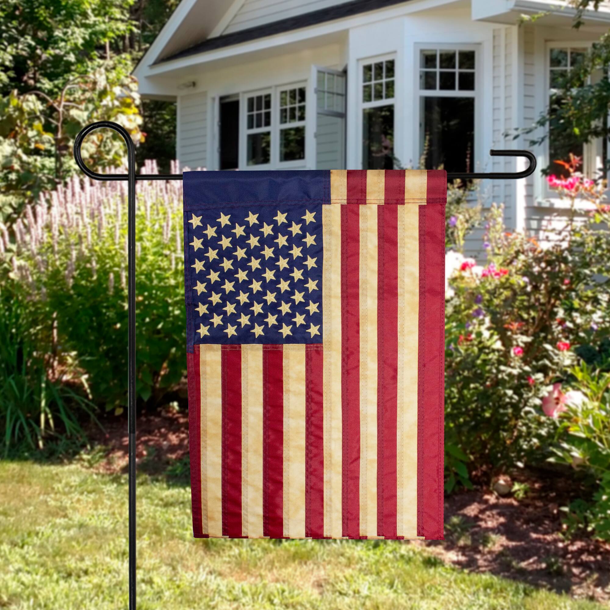 18&#x22; Embroidered Tea-Stained American Garden Flag