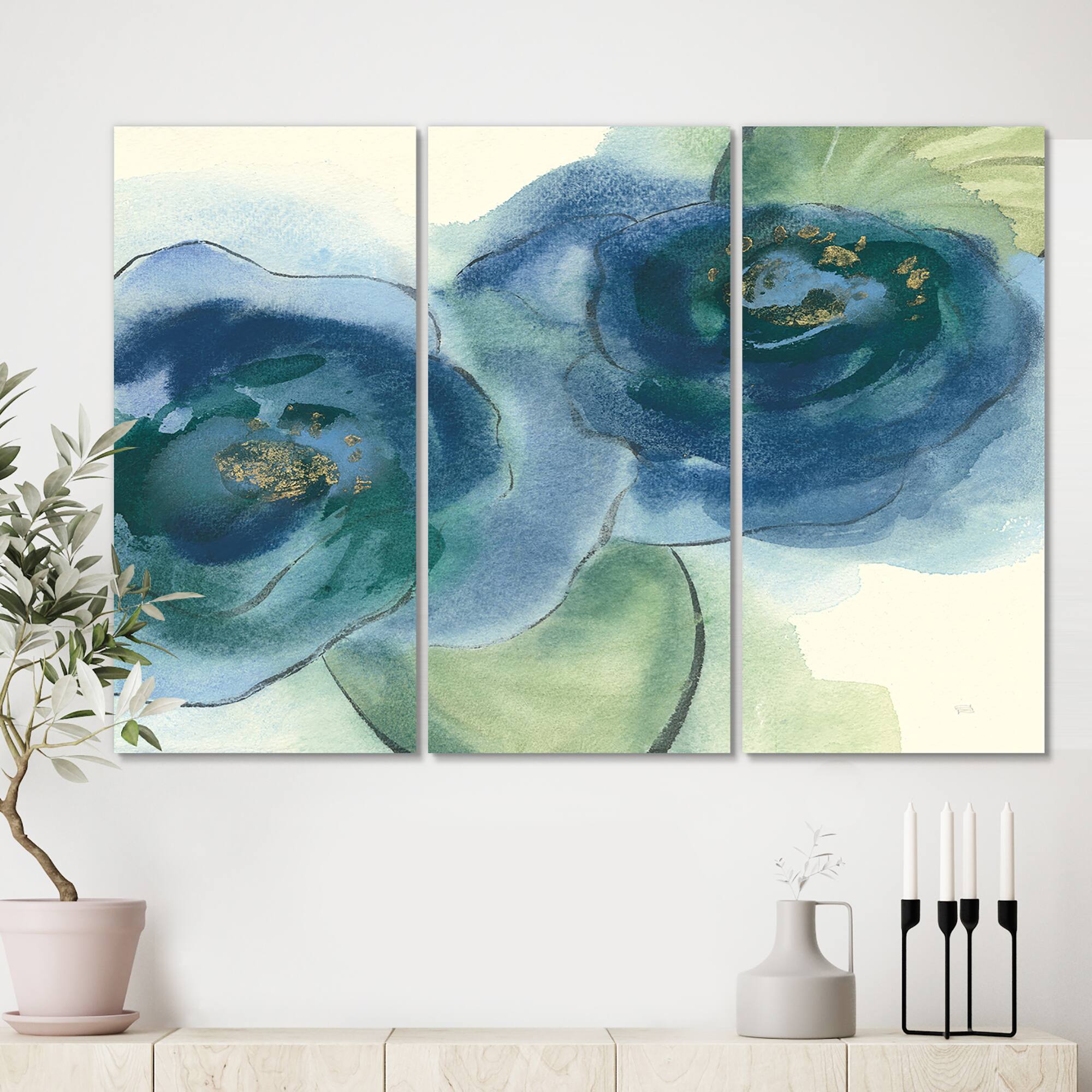Designart - Blue Floral Poppies III - Cottage Gallery-wrapped Canvas