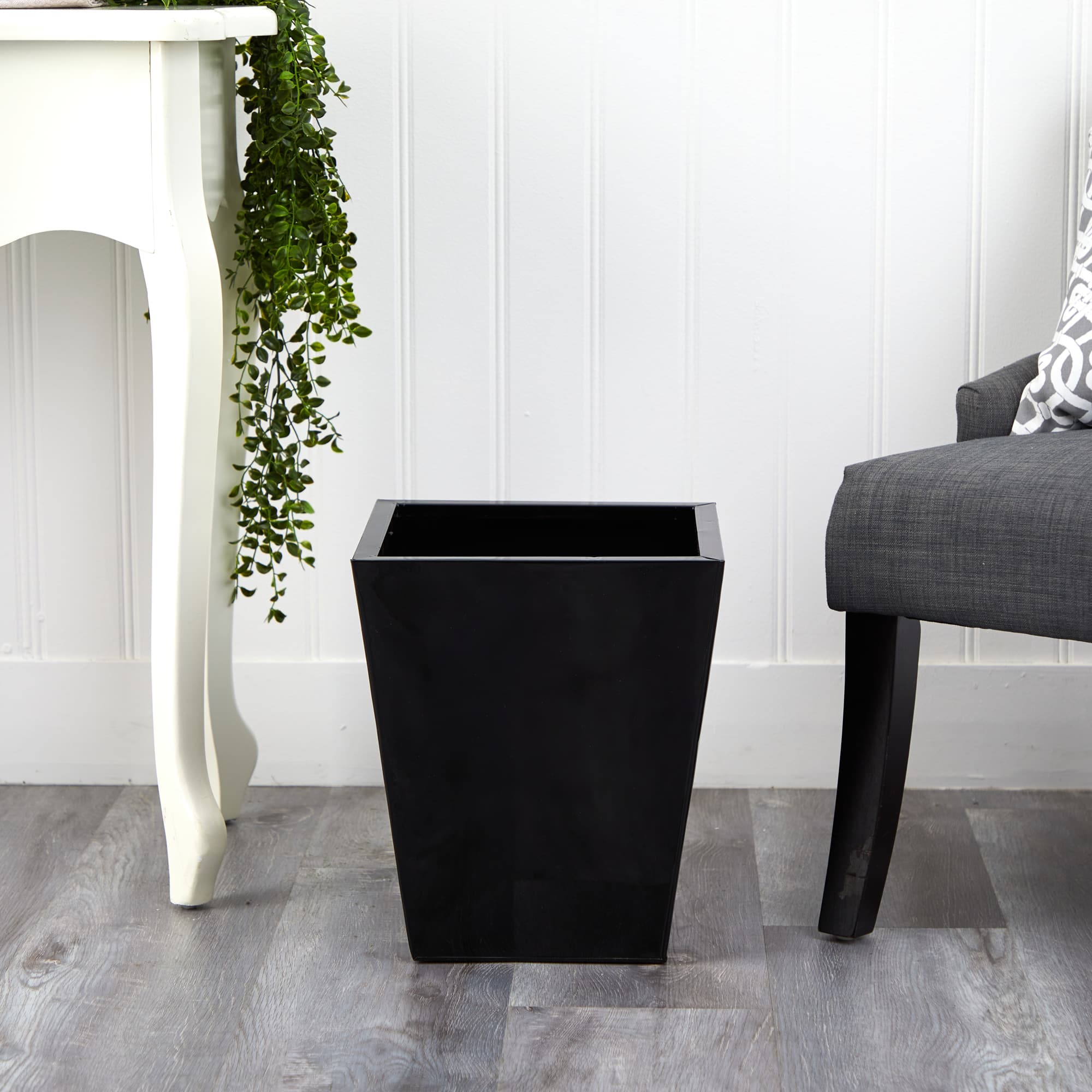 15" Black Classic Square Metal Planter