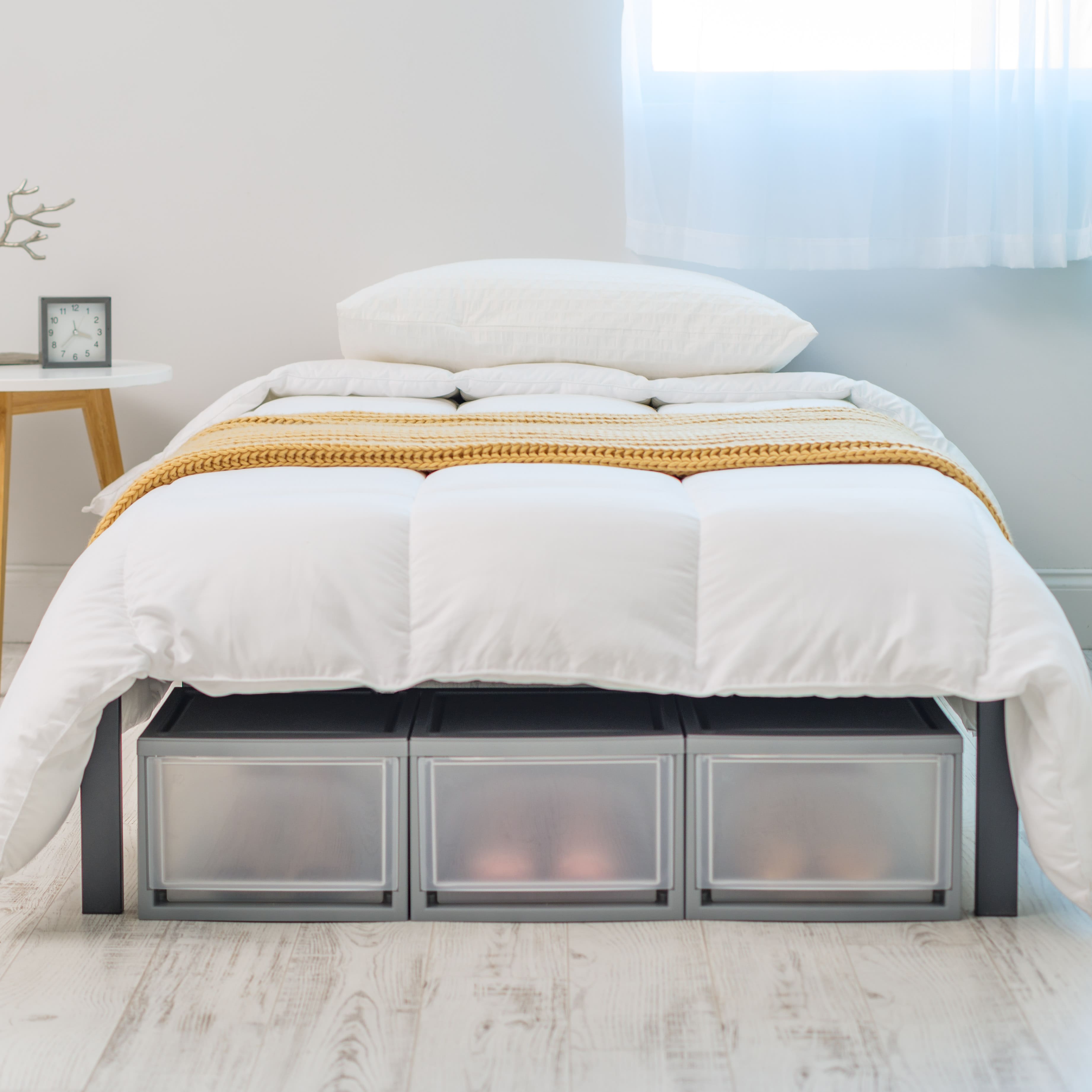 IRIS&#xAE; Medium Gray Stackable Storage Bin with Clear Drawer