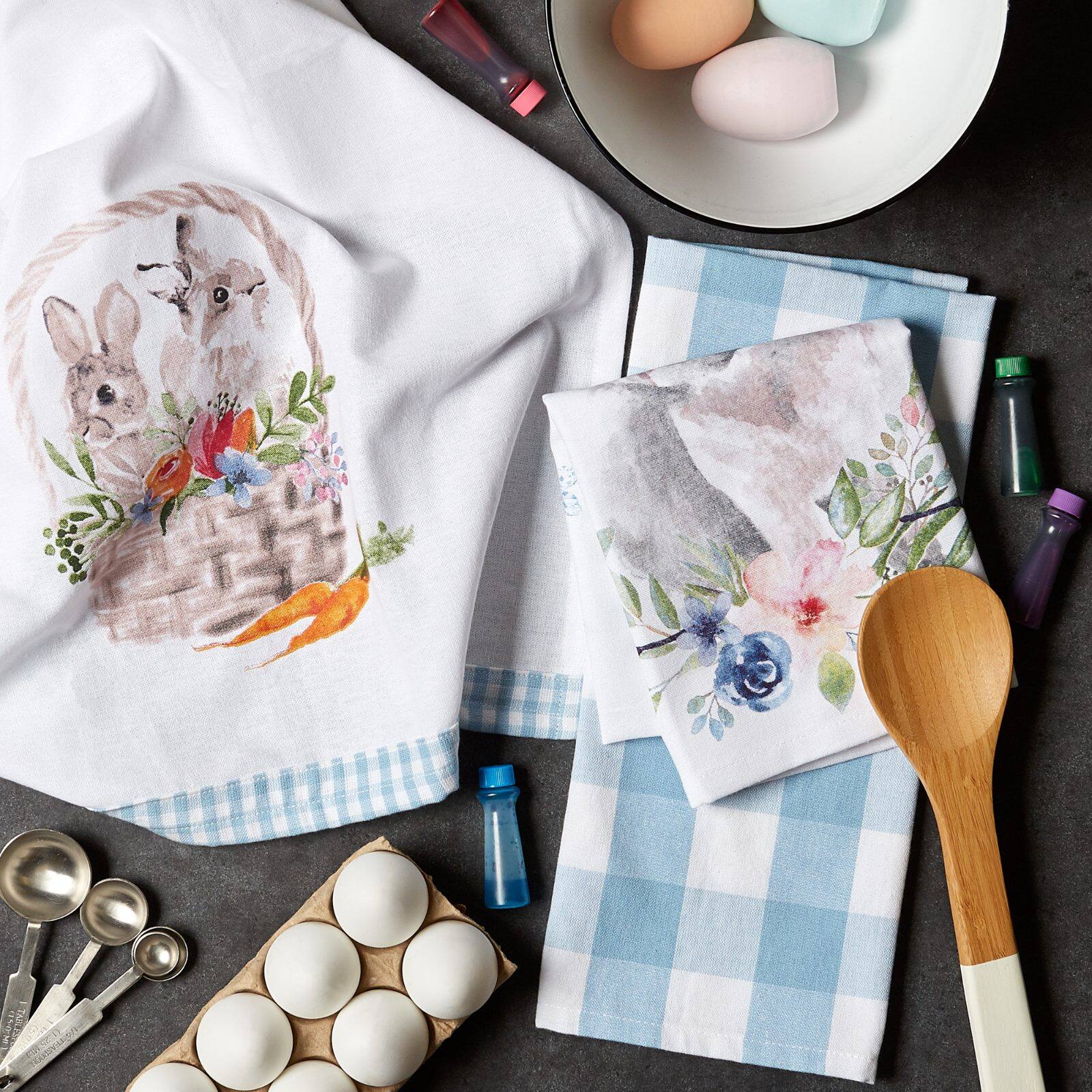 DII® Floral Bunnies Printed Dishtowel, 3ct.
