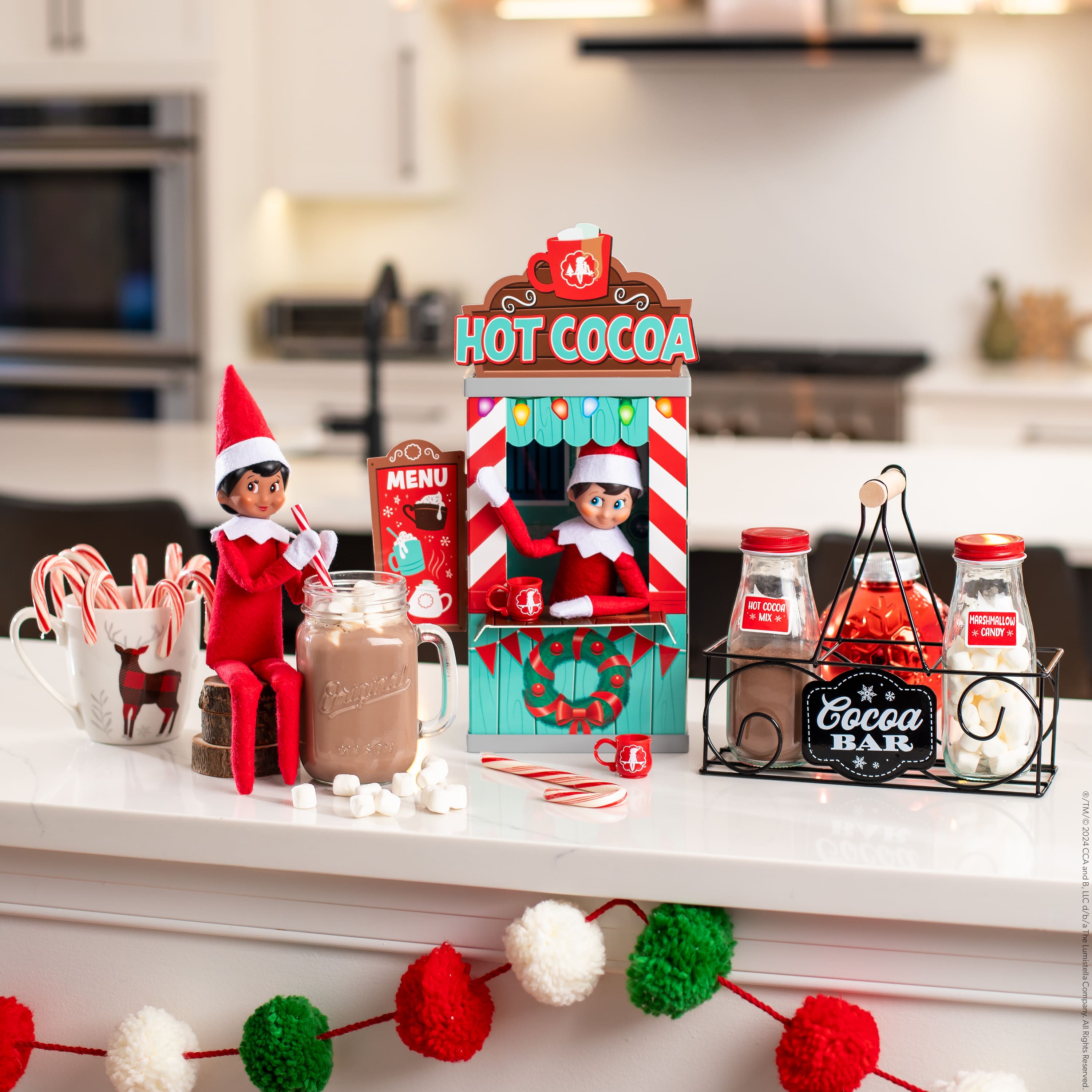 The Elf on the Shelf&#xAE; Polar Props&#x2122; Insta-Moment Props