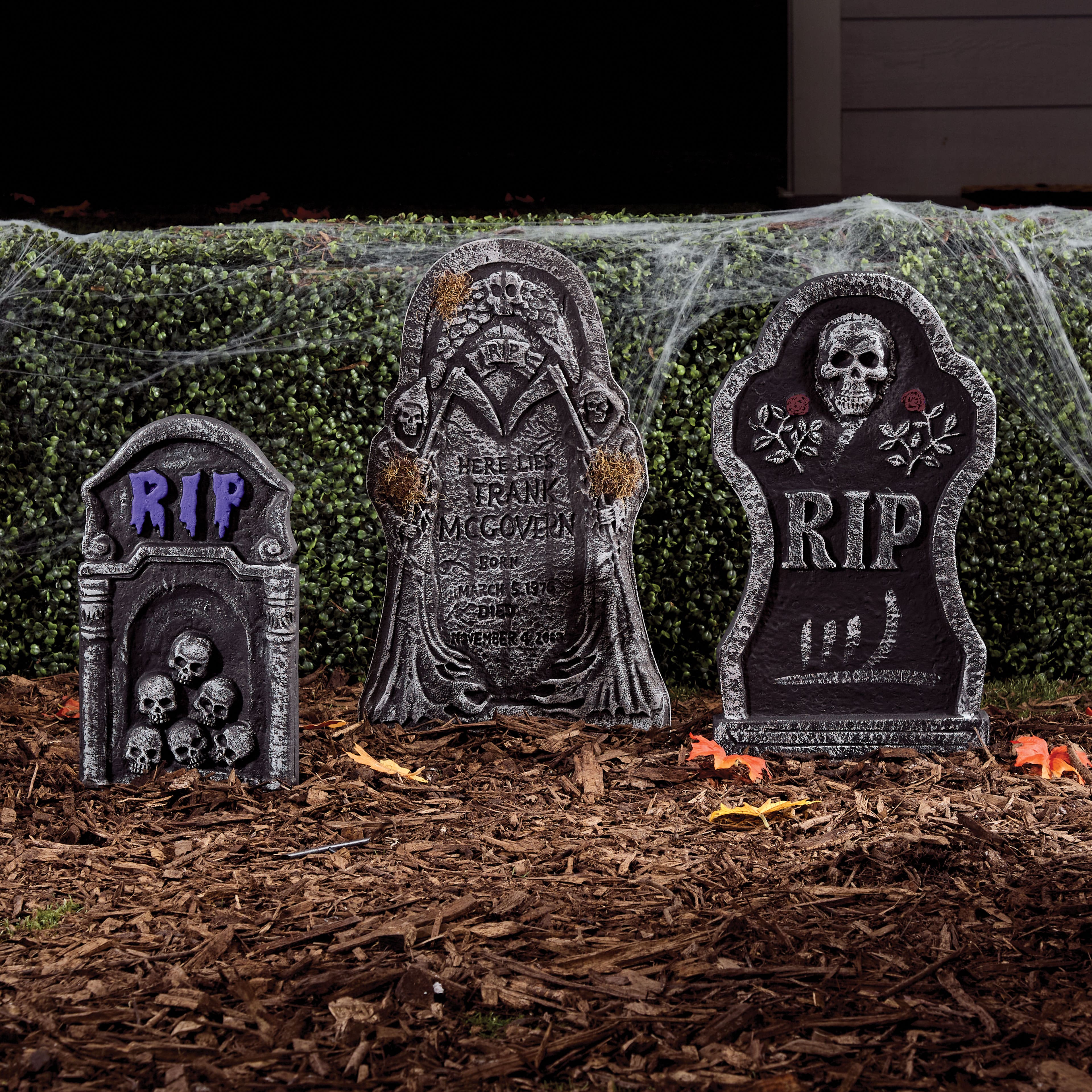Assorted 5&#x22; Tombstone Set, 3pc. by Ashland&#xAE;