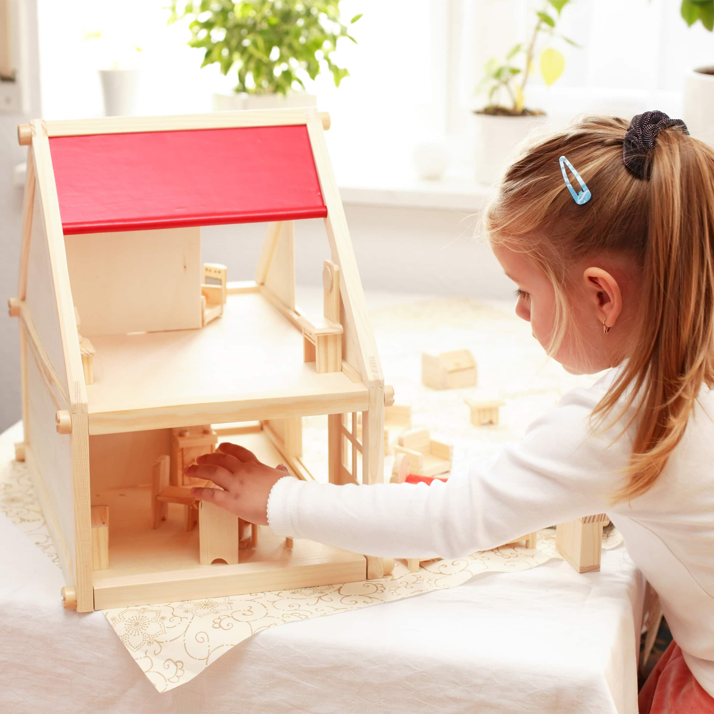 2 Story Wood Dollhouse Playset