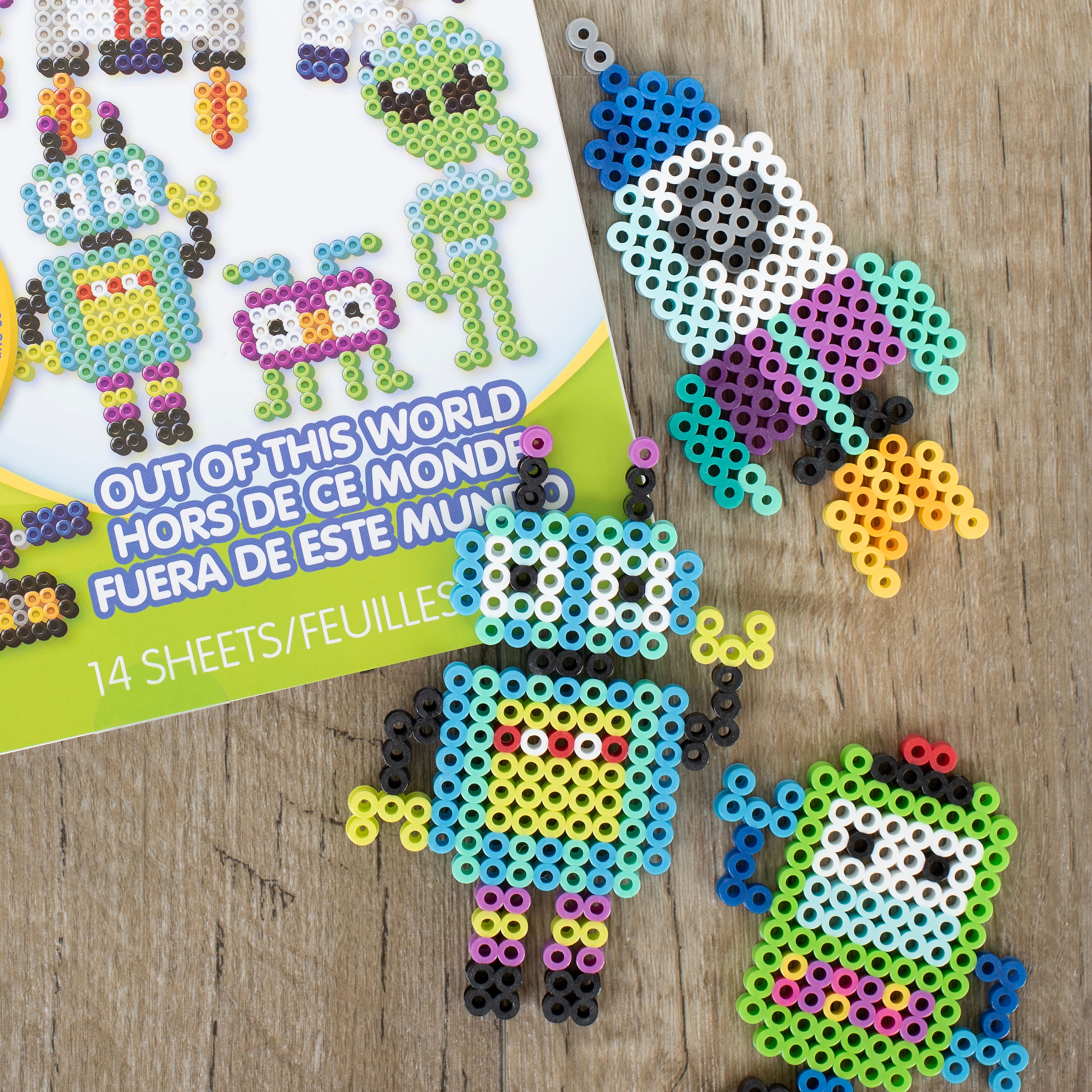 Perler&#x2122; Out of This World Pattern Pad