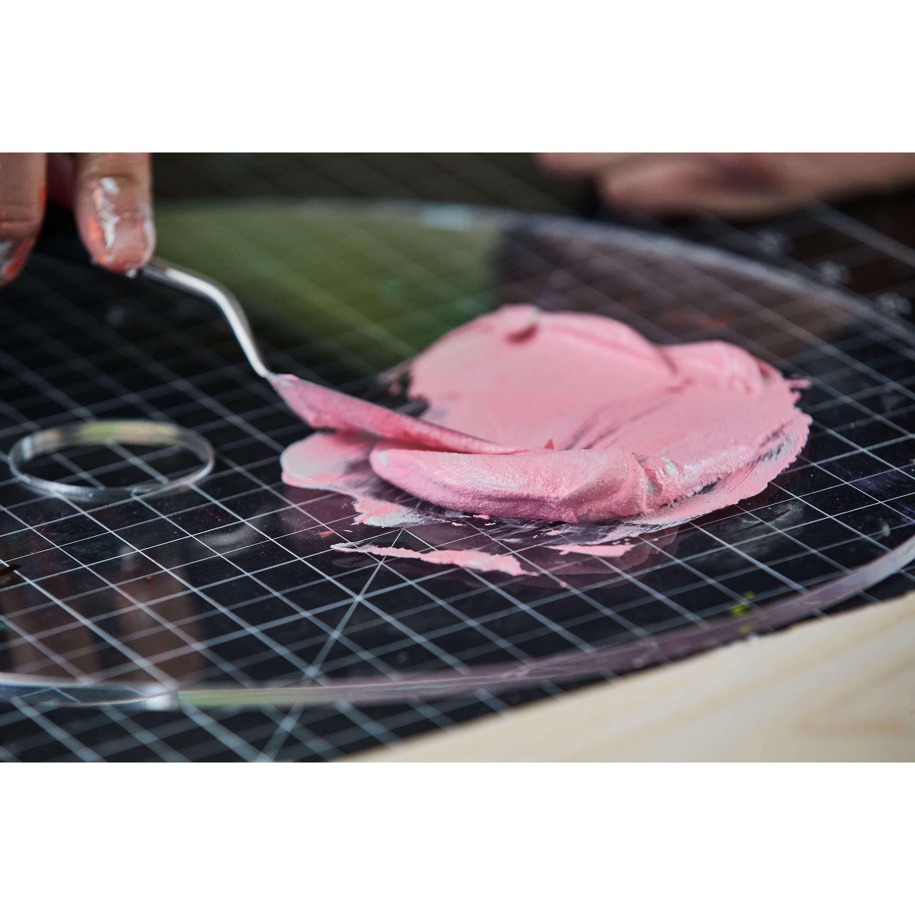 Liquitex® BASICS™ Light Modeling Paste