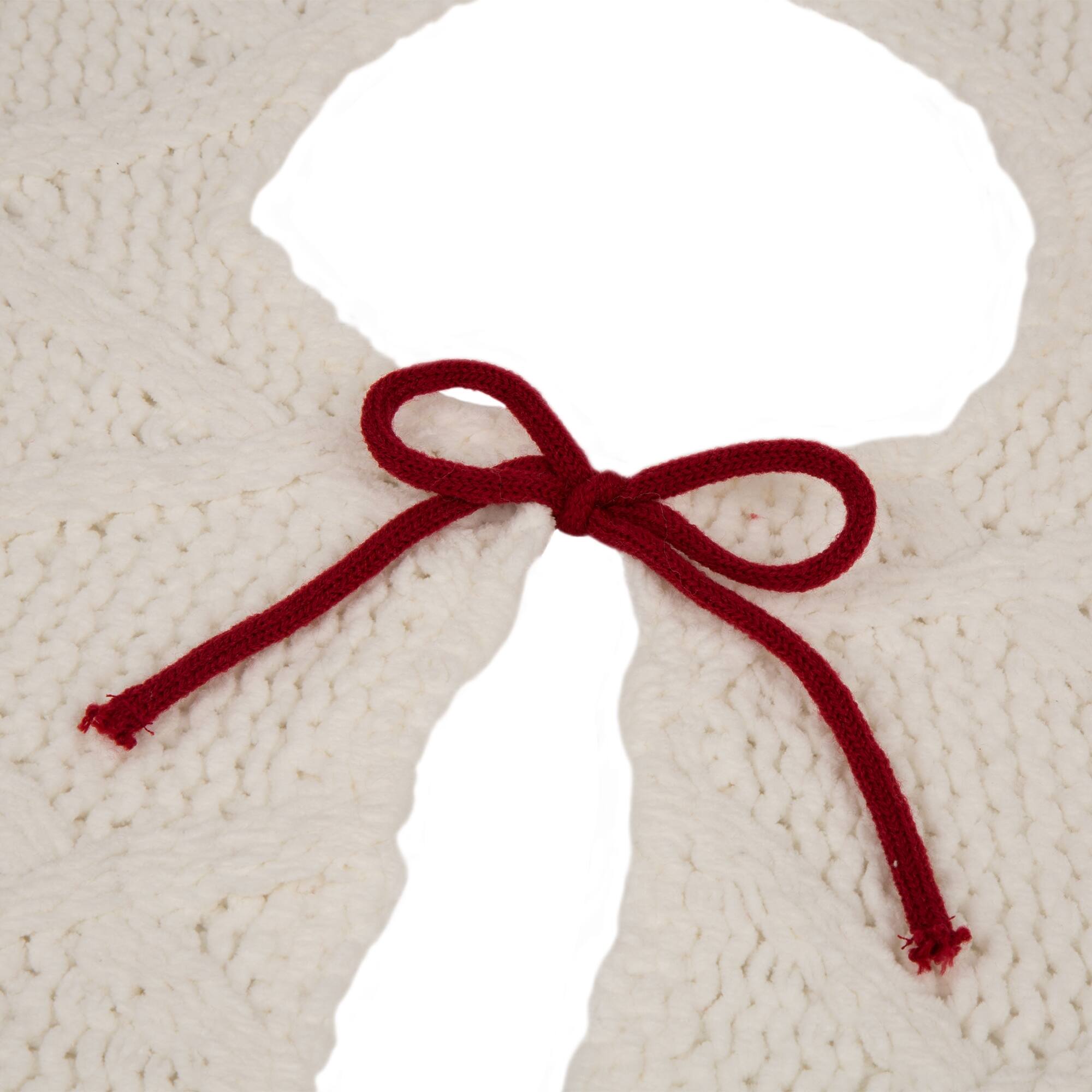 Glitzhome&#xAE; 52&#x22; Knitted White Christmas Tree Skirt with Red Trim &#x26; Pom Pom