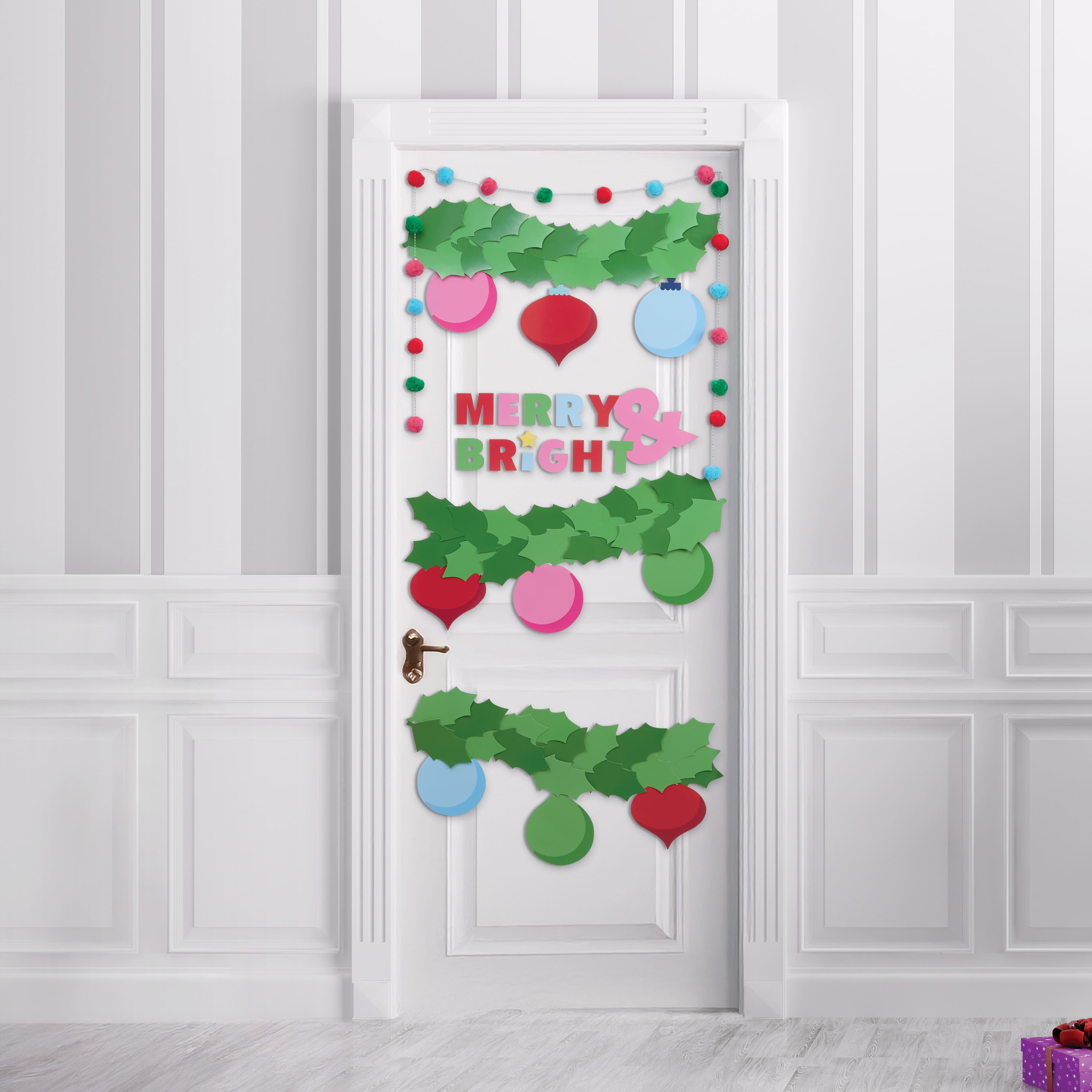 Holiday Door D&#xE9;cor Kit by Creatology&#x2122;