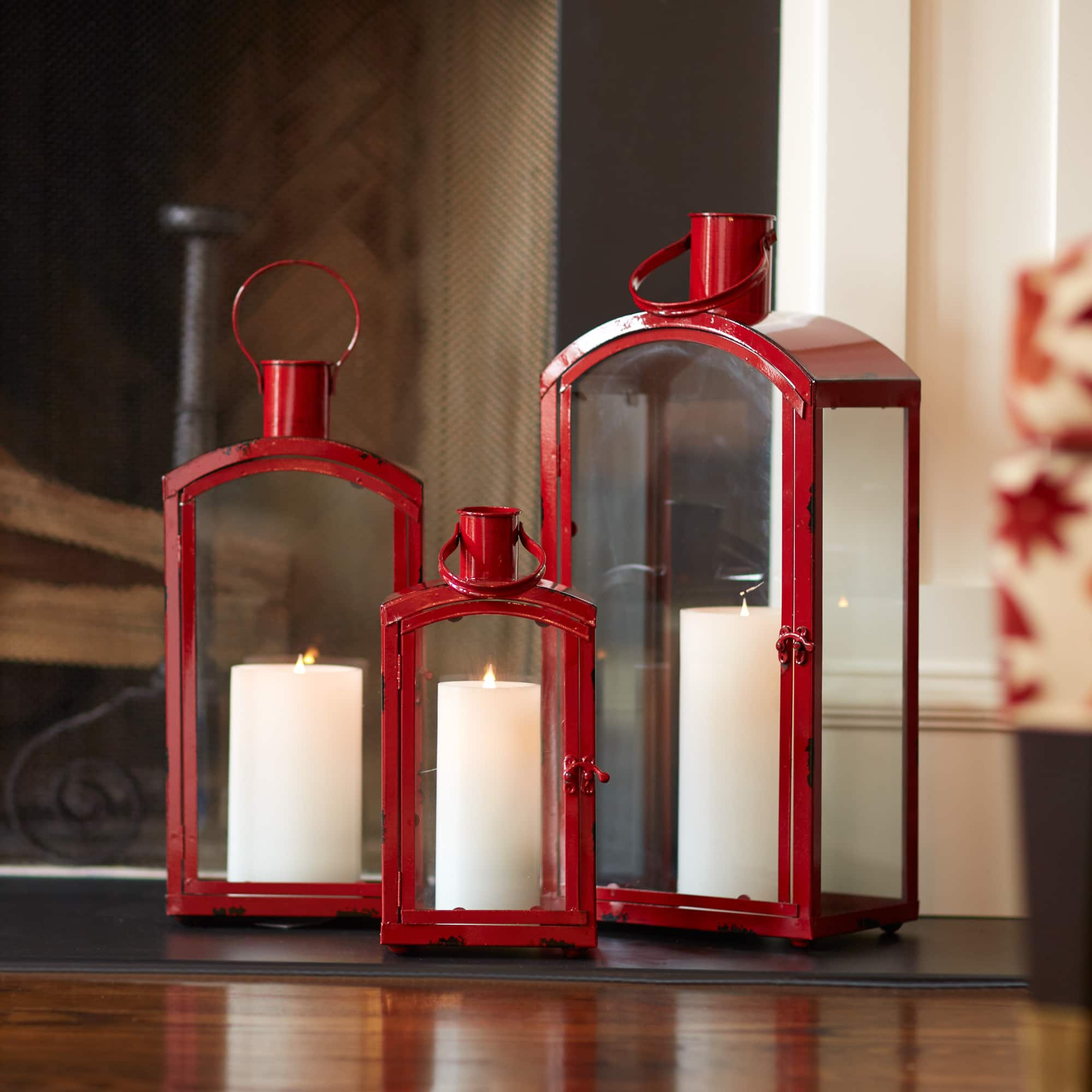 Red Metal &#x26; Glass Lantern Set, 15&#x27;&#x27;, 19&#x27;&#x27; &#x26; 25&#x27;&#x27;