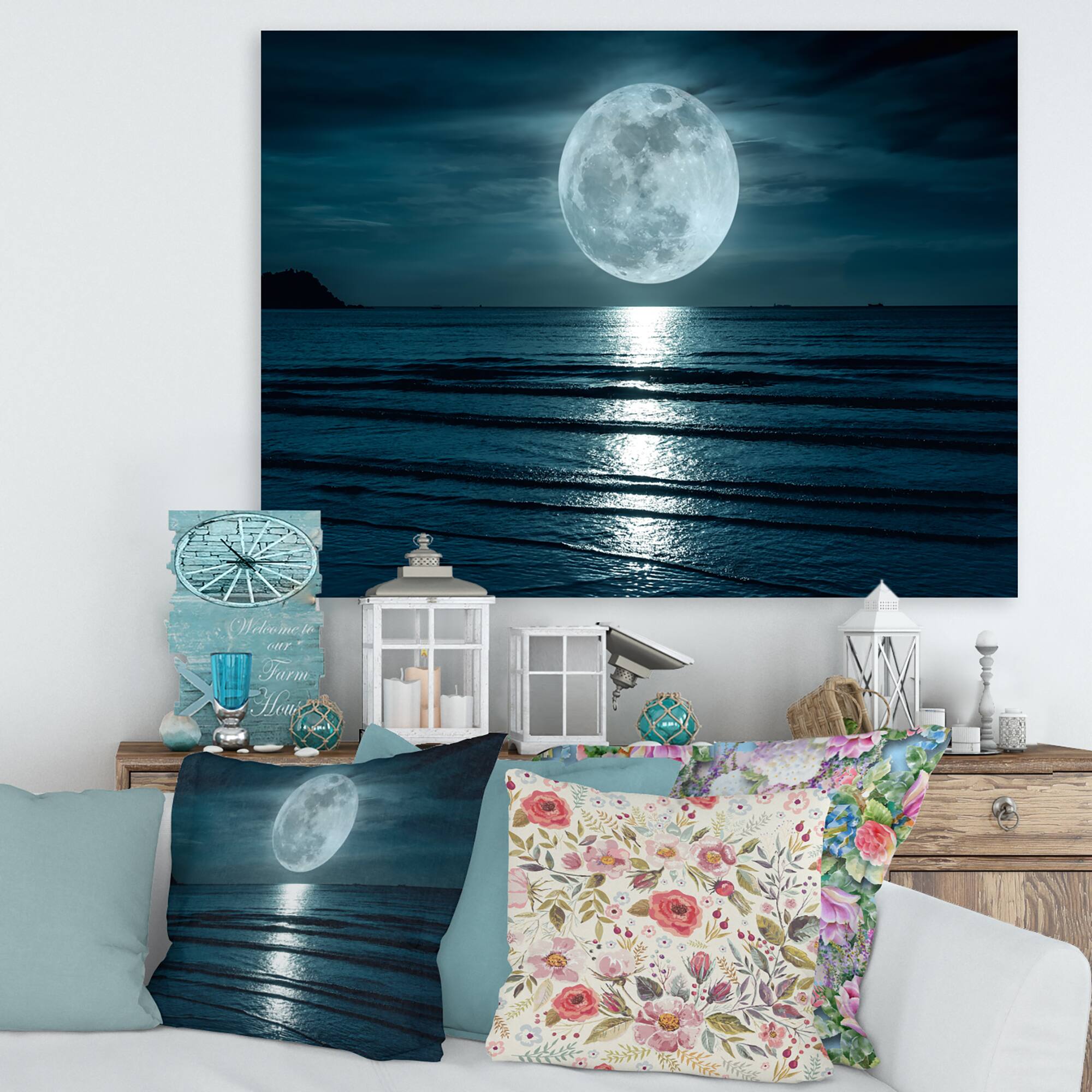 Designart - Super Moon Over The Sea I