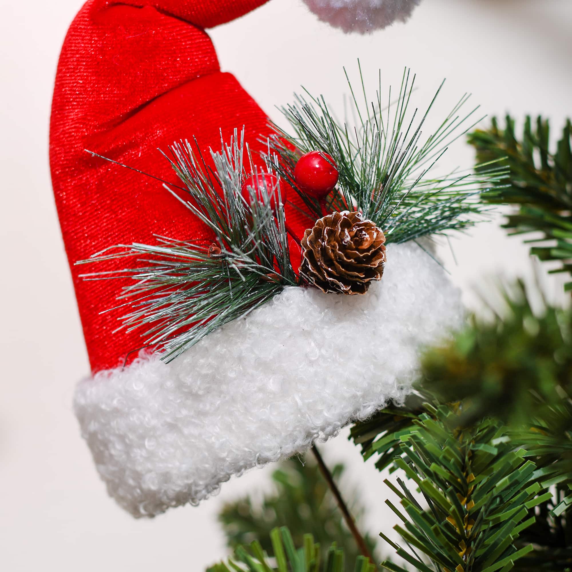 11&#x22; Santa Hat Pick by Ashland&#xAE;
