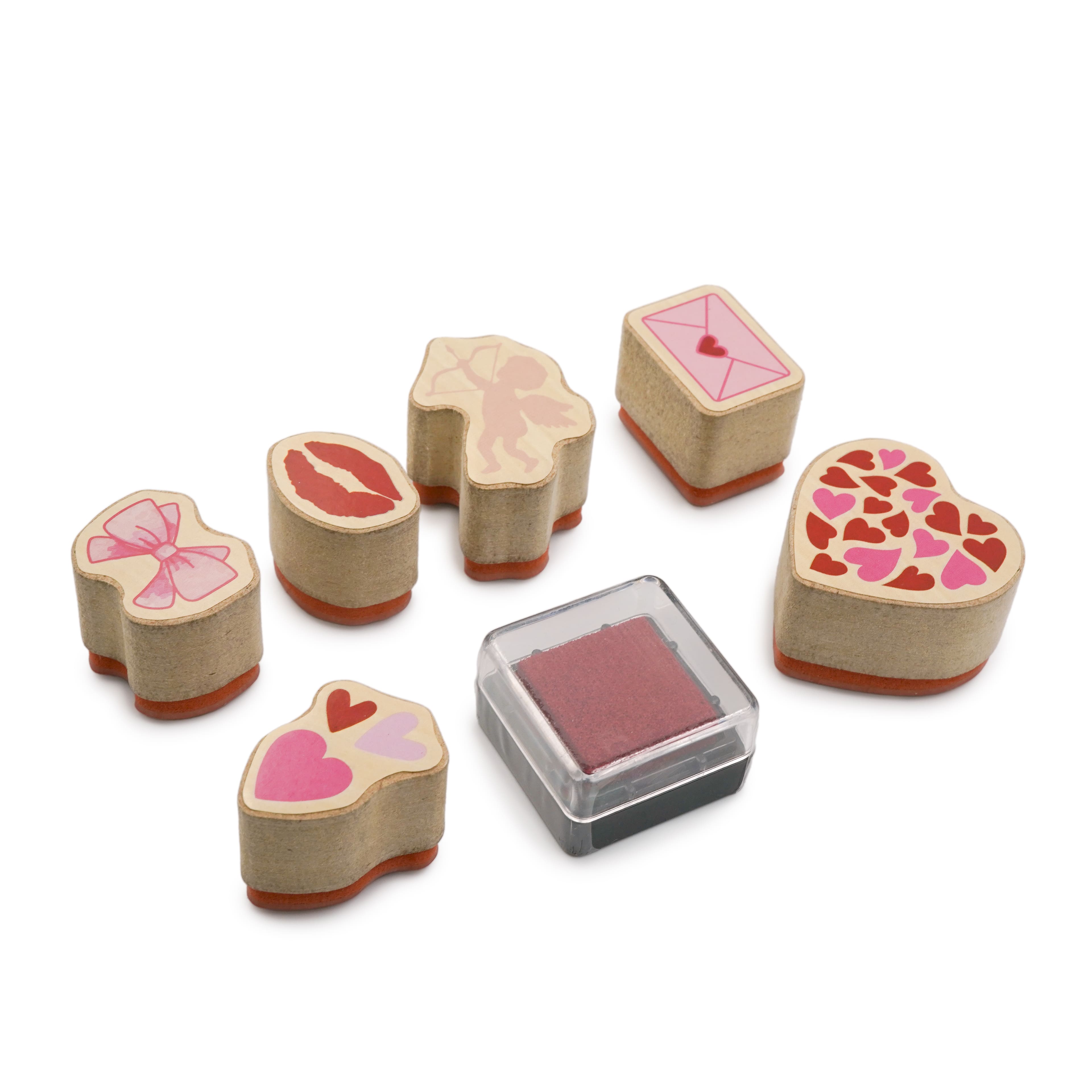 Valentine&#x27;s Day Icons Archival Pigment Ink Pad &#x26; Stamp Set by Recollections&#x2122;