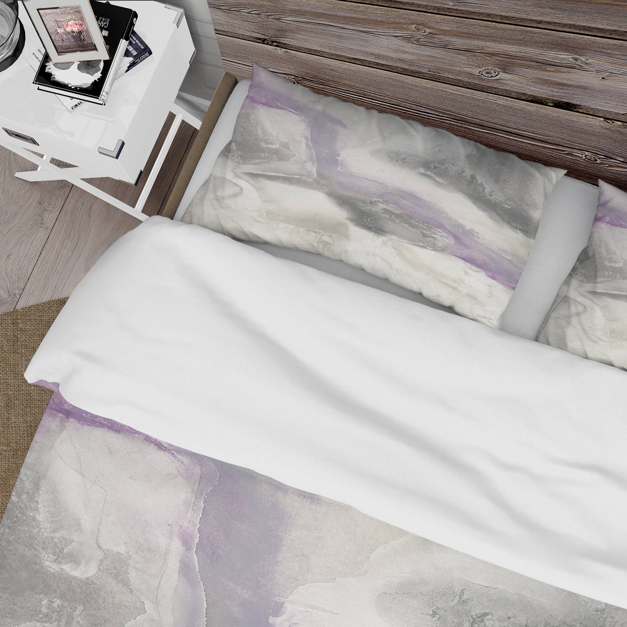 Designart &#x27;Watercolor Minimal Purple Tones II&#x27; Cottage Bedding Set - Duvet Cover &#x26; Shams