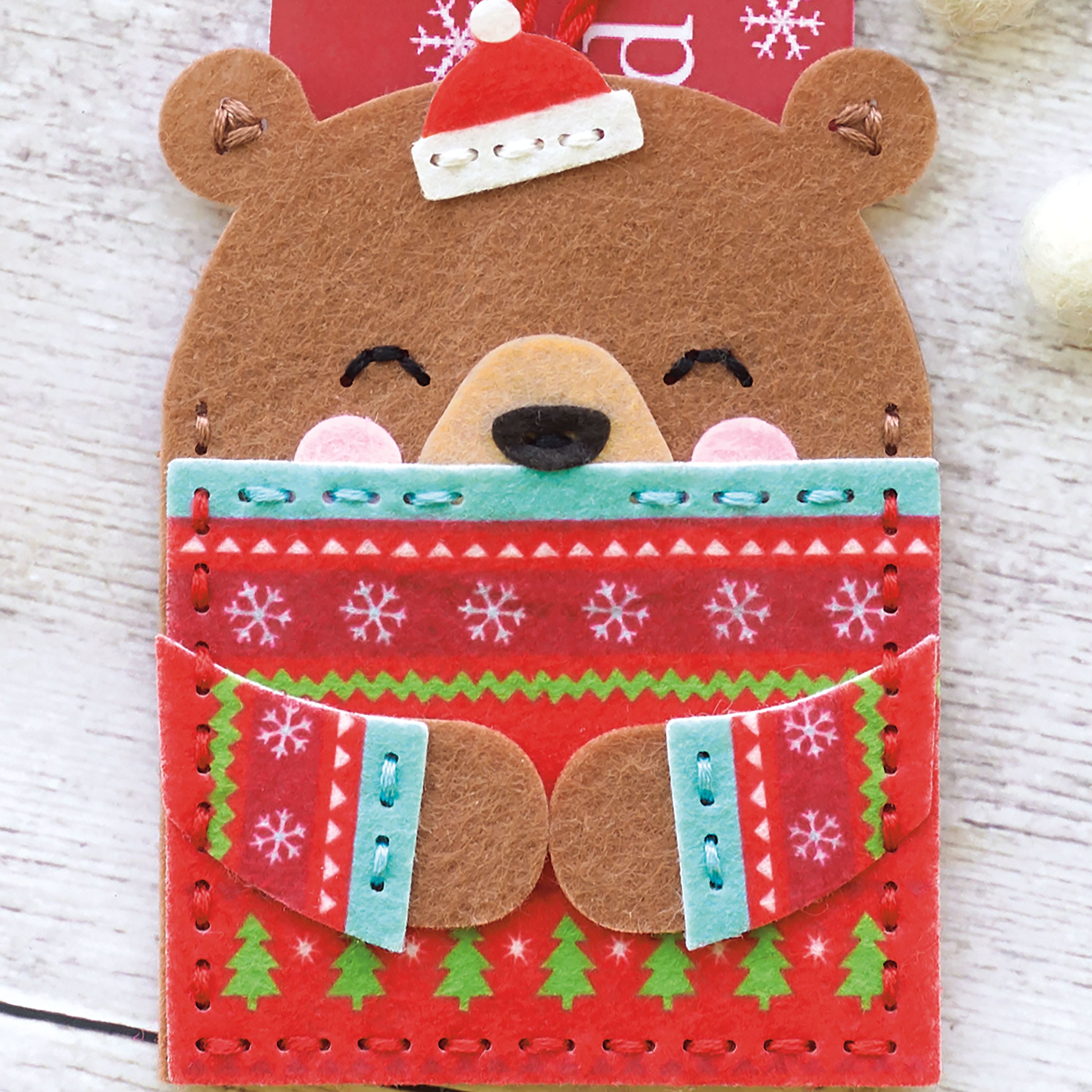 Dimensions&#xAE; Christmas Hugs Gift Card Holder Felt Applique Kit