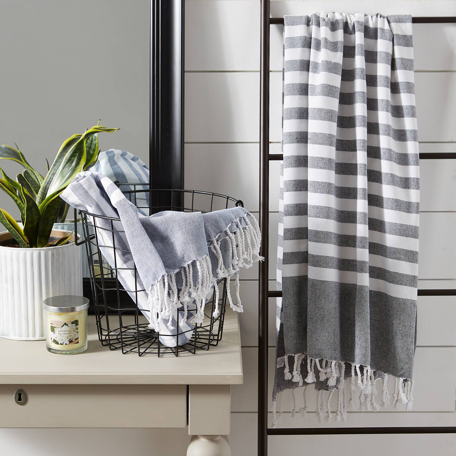DII&#xAE; Striped Fouta Towel with Fringe