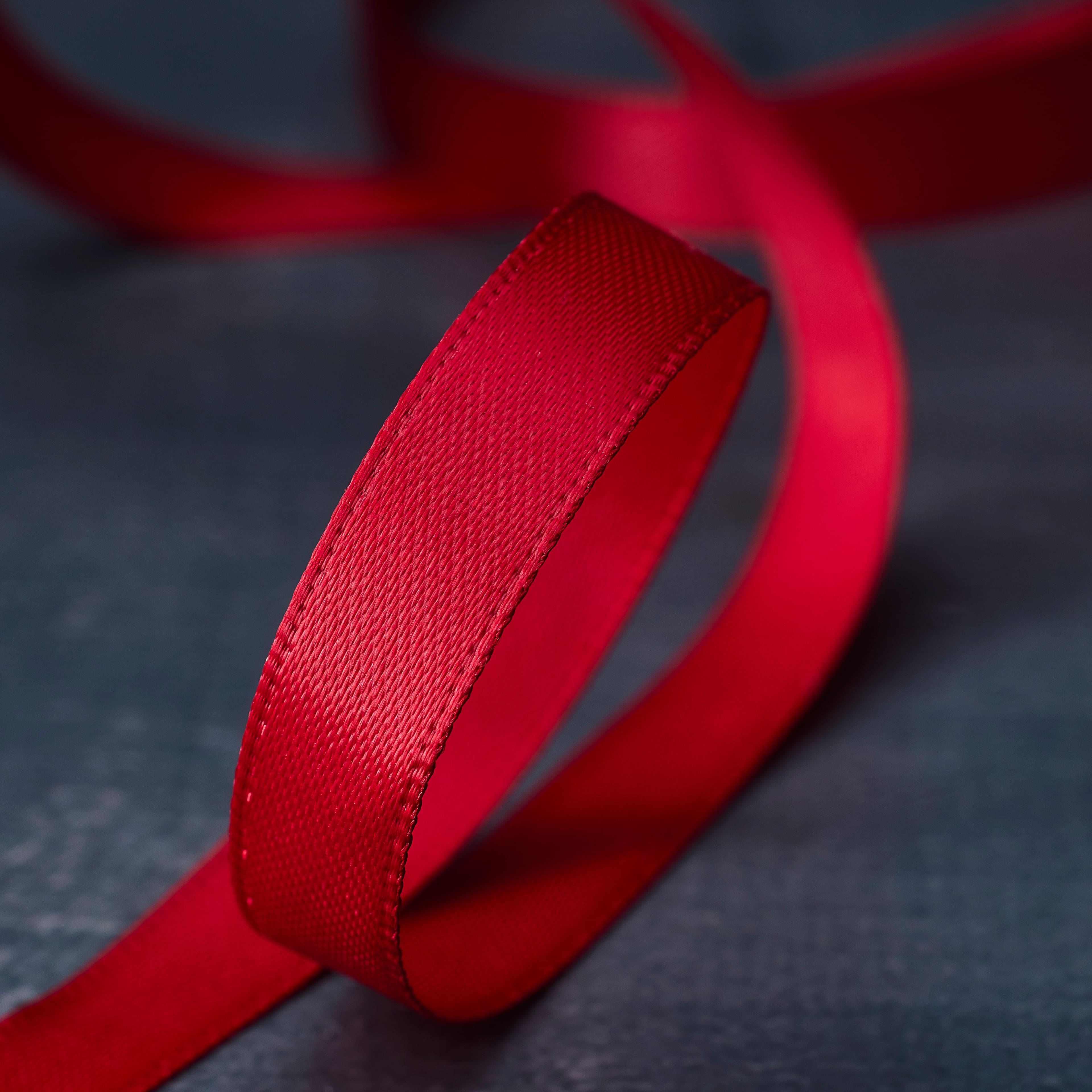 Value Ribbon Double Face Satin Ribbon 3/8 x 50 yd Red Ribbon for Gift Wrapping, Birthday Gift Cards, Satin Dress for Women, Silk Ribbons for Crafts