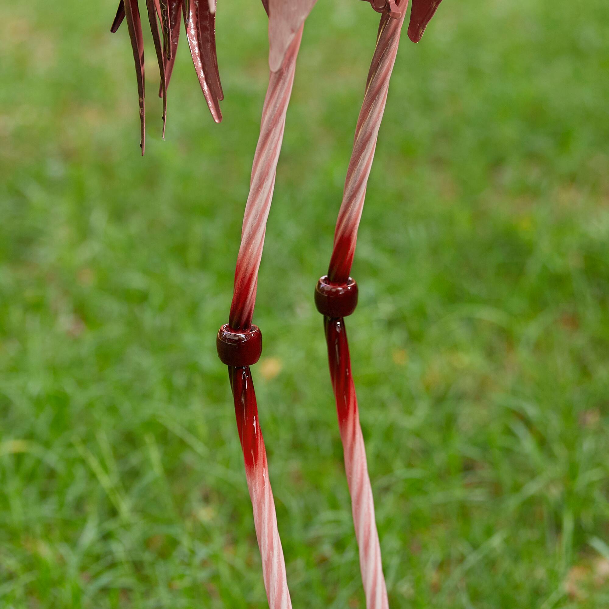 Glitzhome&#xAE; Metal Standing Flamingo Garden Statue with Stakes Set