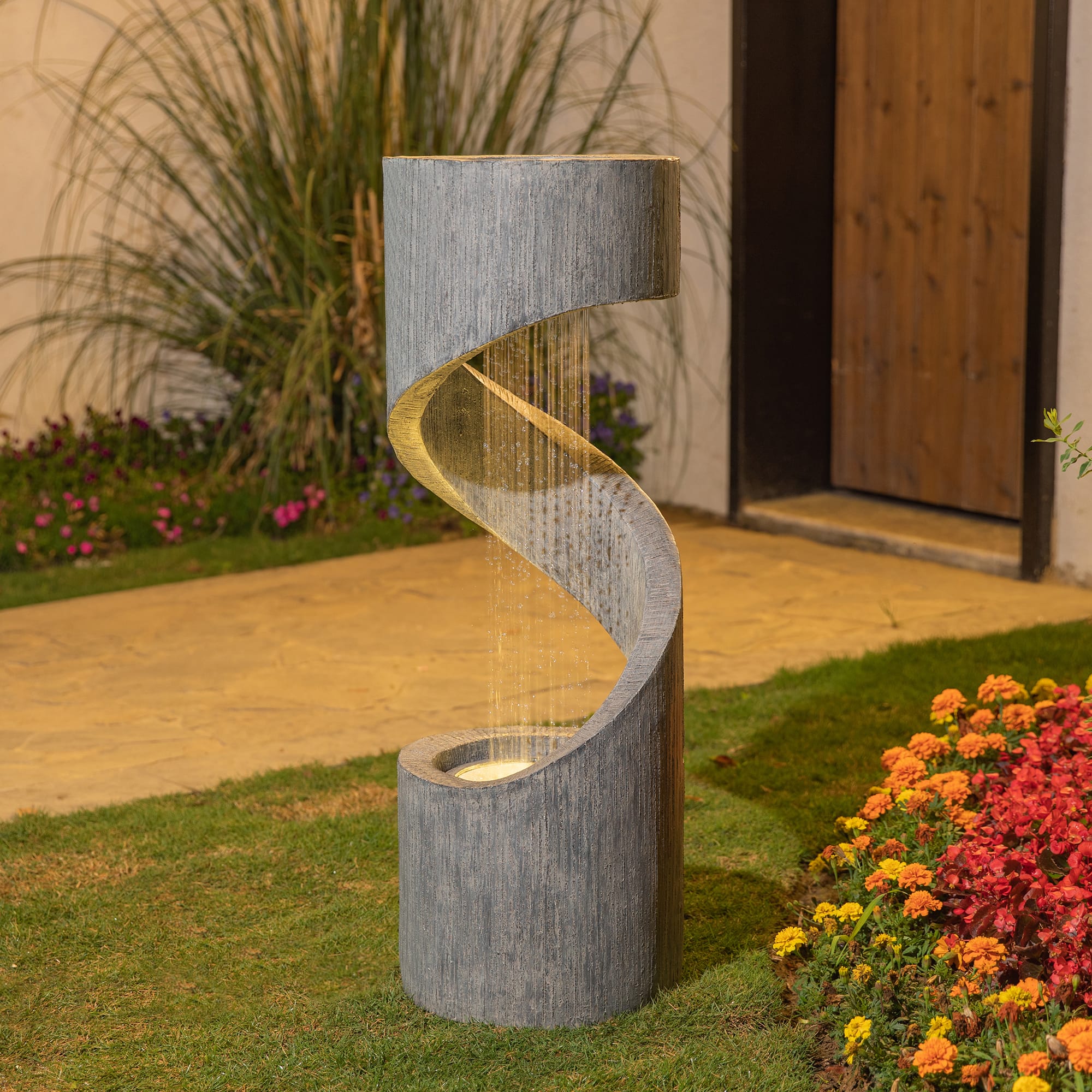 Glitzhome® 3.5ft. Curving Shaped Outdoor LED Fountain