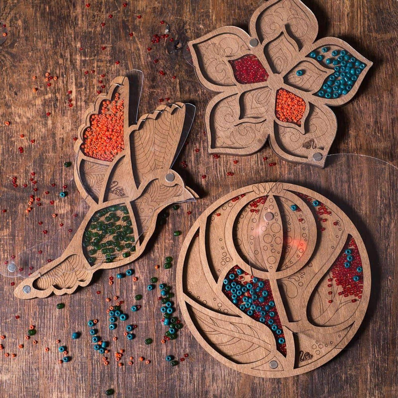 Wonderland Crafts 5.5" Flower Bead Organizer with Transparent Cover