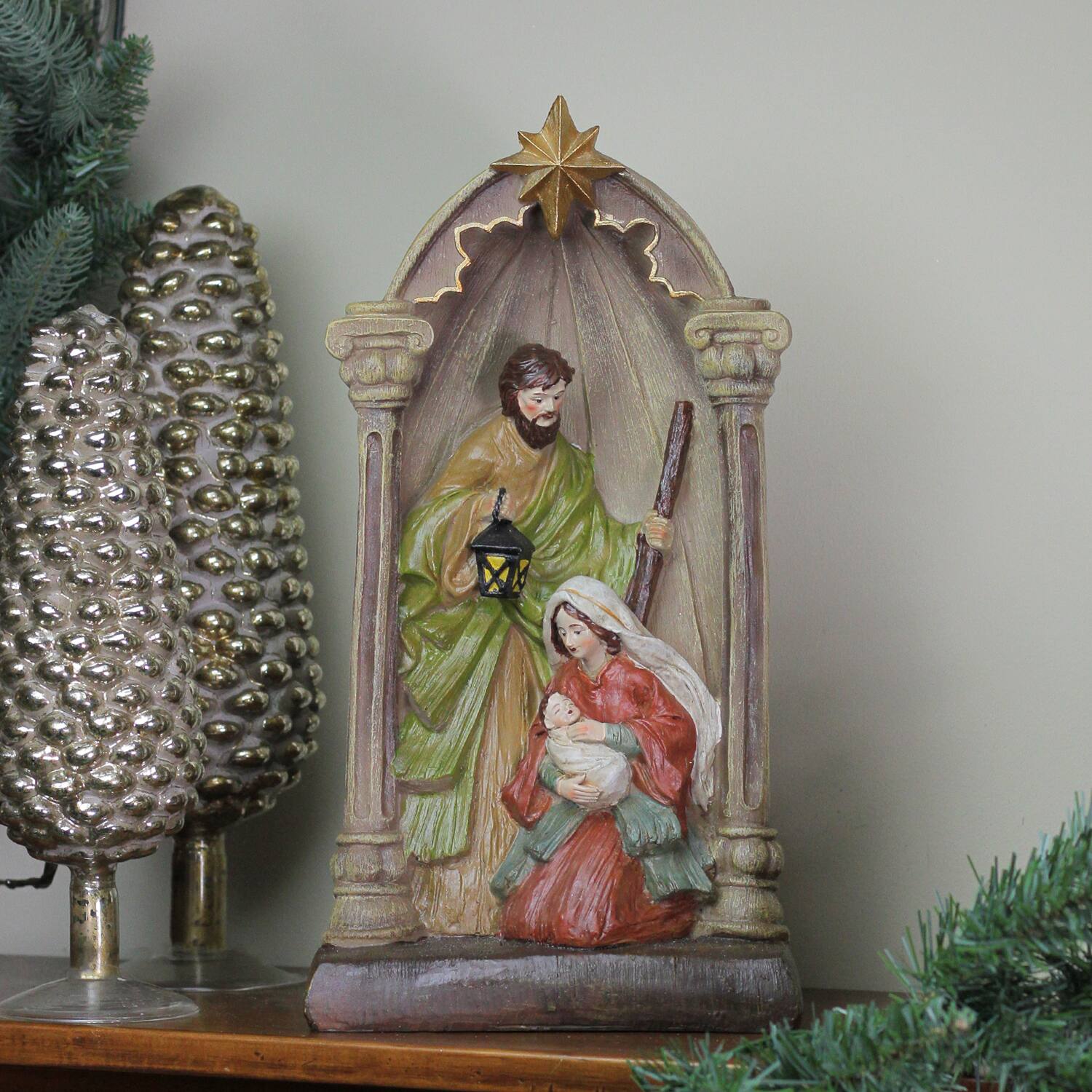 14.5&#x22; Holy Family And Star Nativity Statue D&#xE9;cor