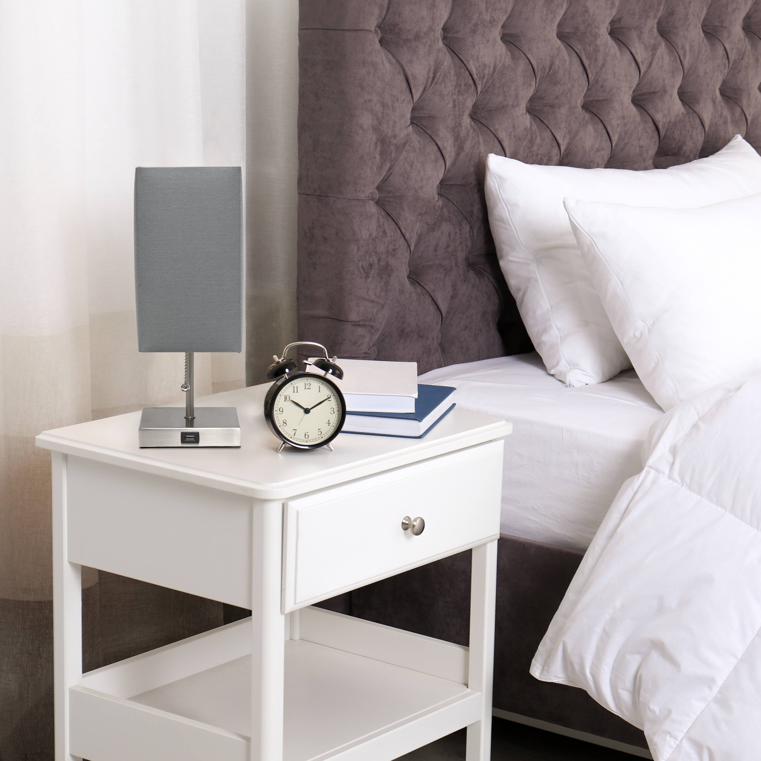 Simple Designs Stick Lamp with USB Charging Port