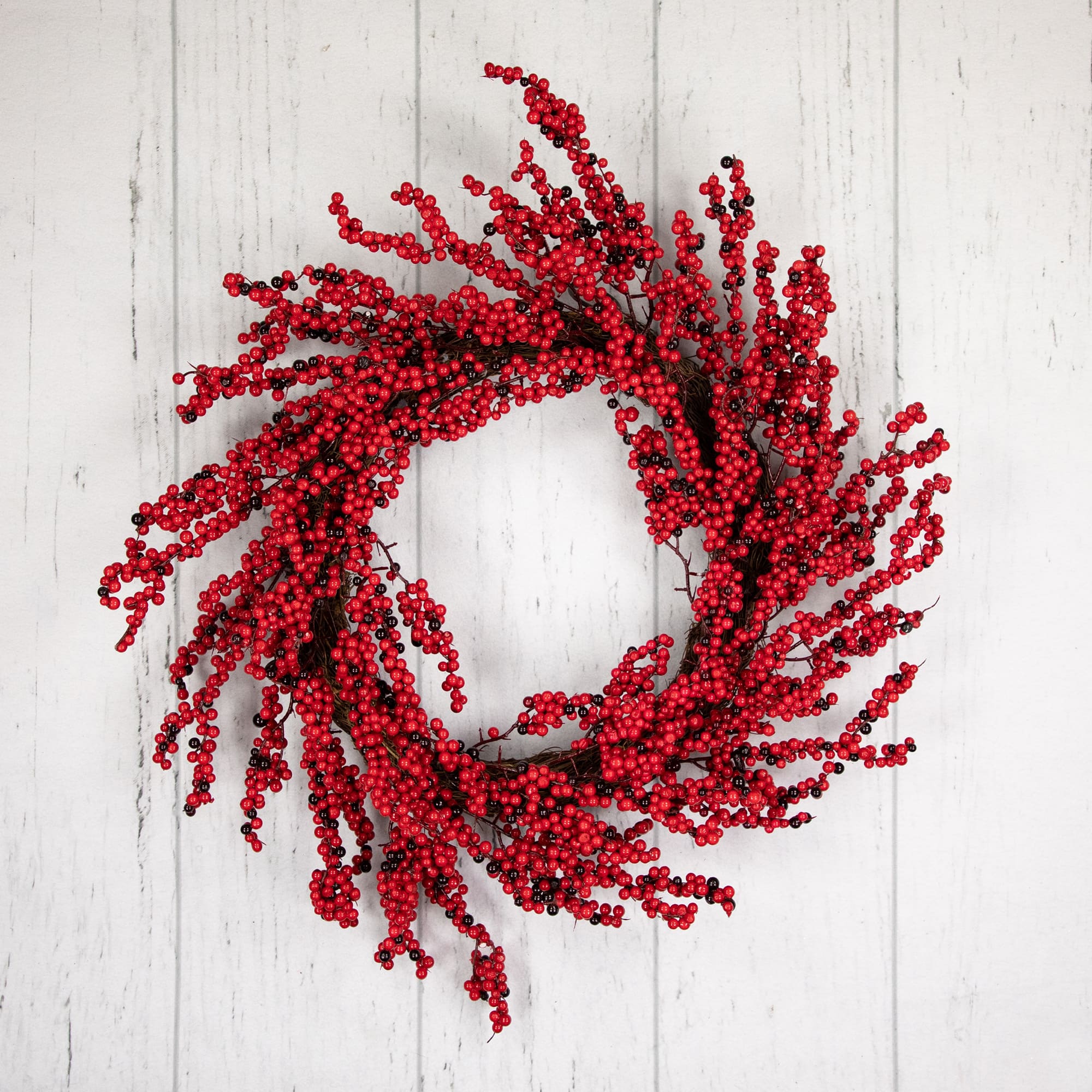 22&#x22; Red &#x26; Brown Berry Christmas Wreath