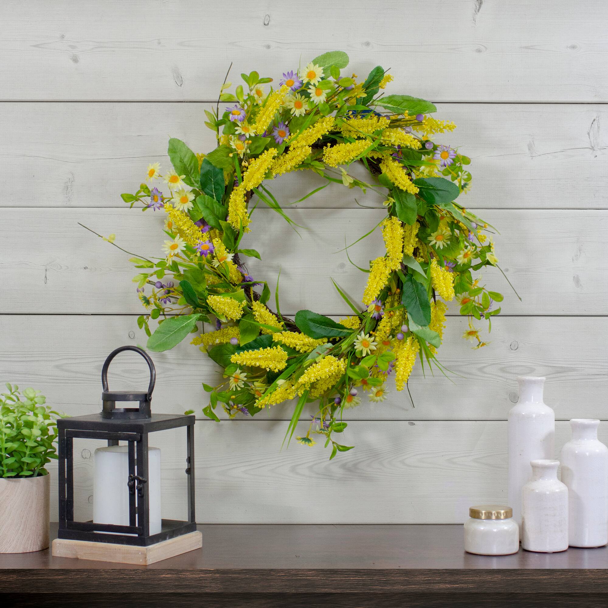 25&#x22; Yellow &#x26; Purple Daisy &#x26; Berry Floral Spring Wreath