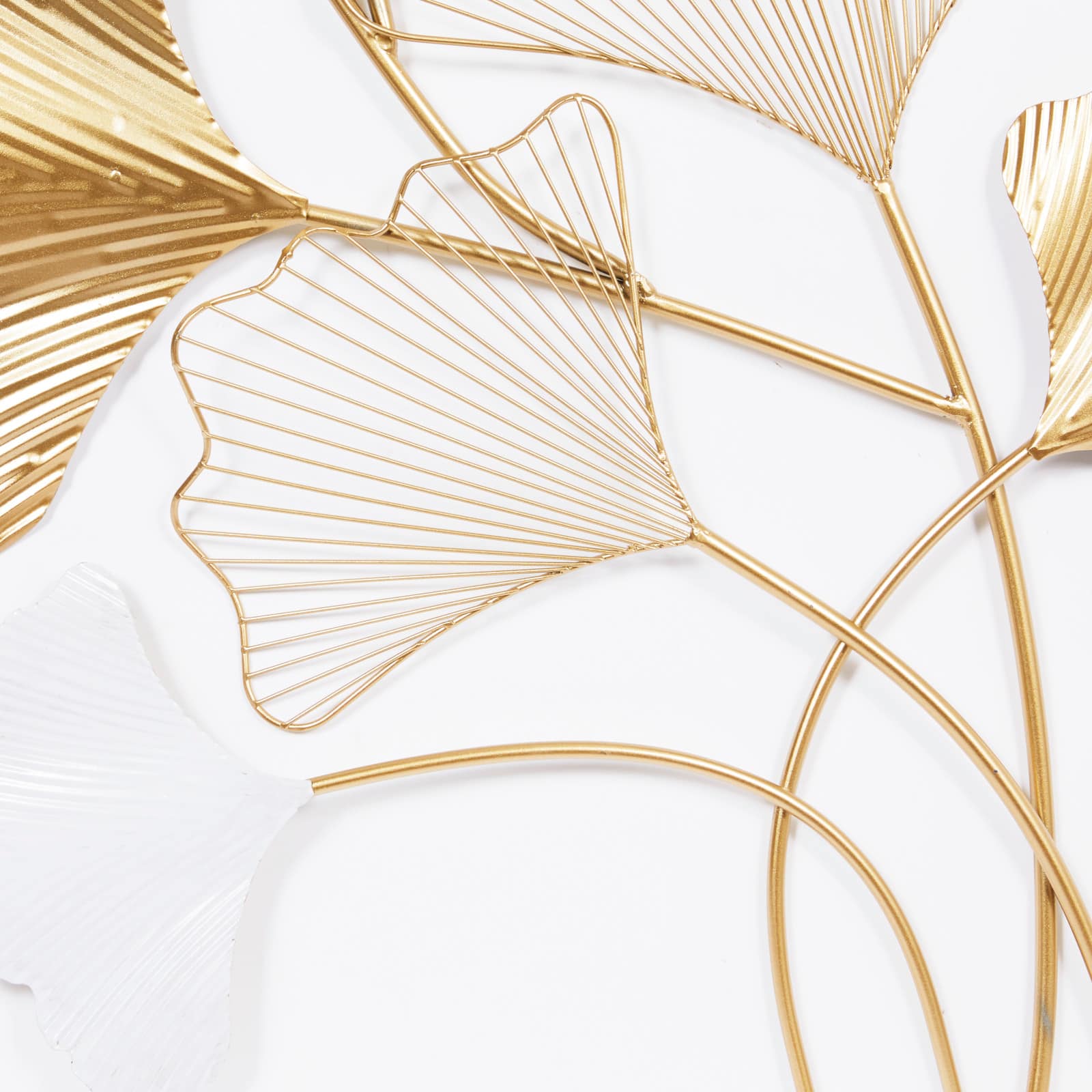40&#x22; Gold Glam Floral Wall D&#xE9;cor