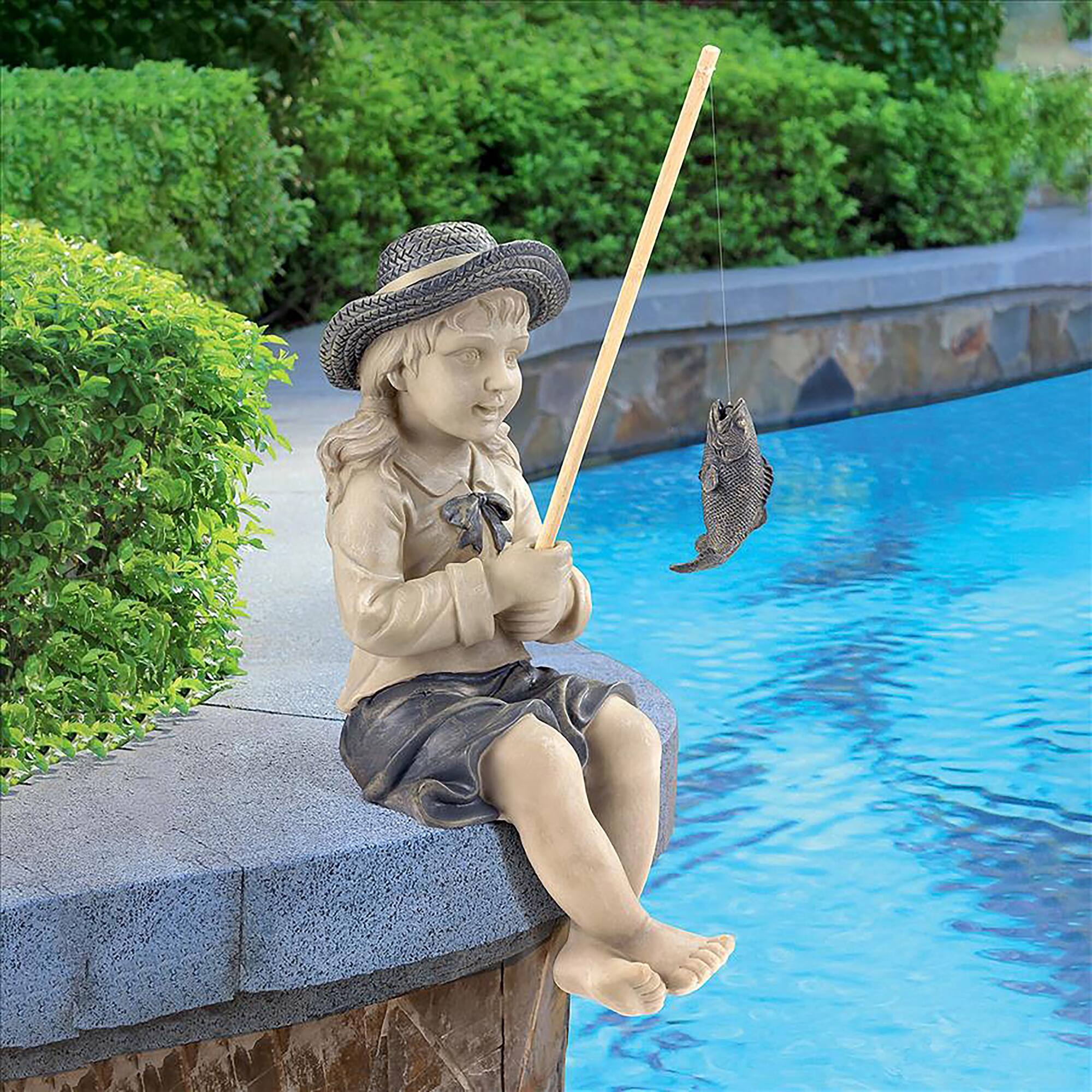 Design Toscano 17&#x22; Nellie&#x27;s Big Catch Fisherwoman Statue