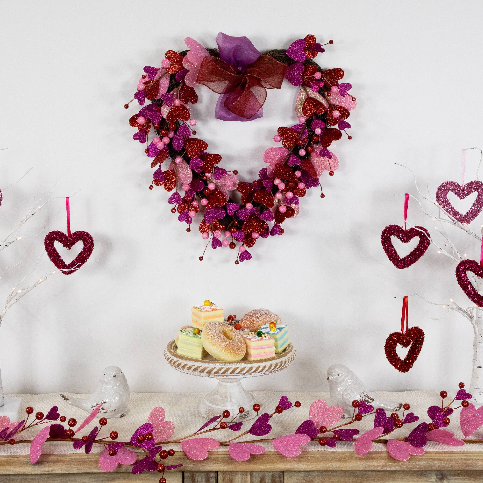20&#x22; Glittered Hearts &#x26; Berries Valentine&#x27;s Day Twig Wreath