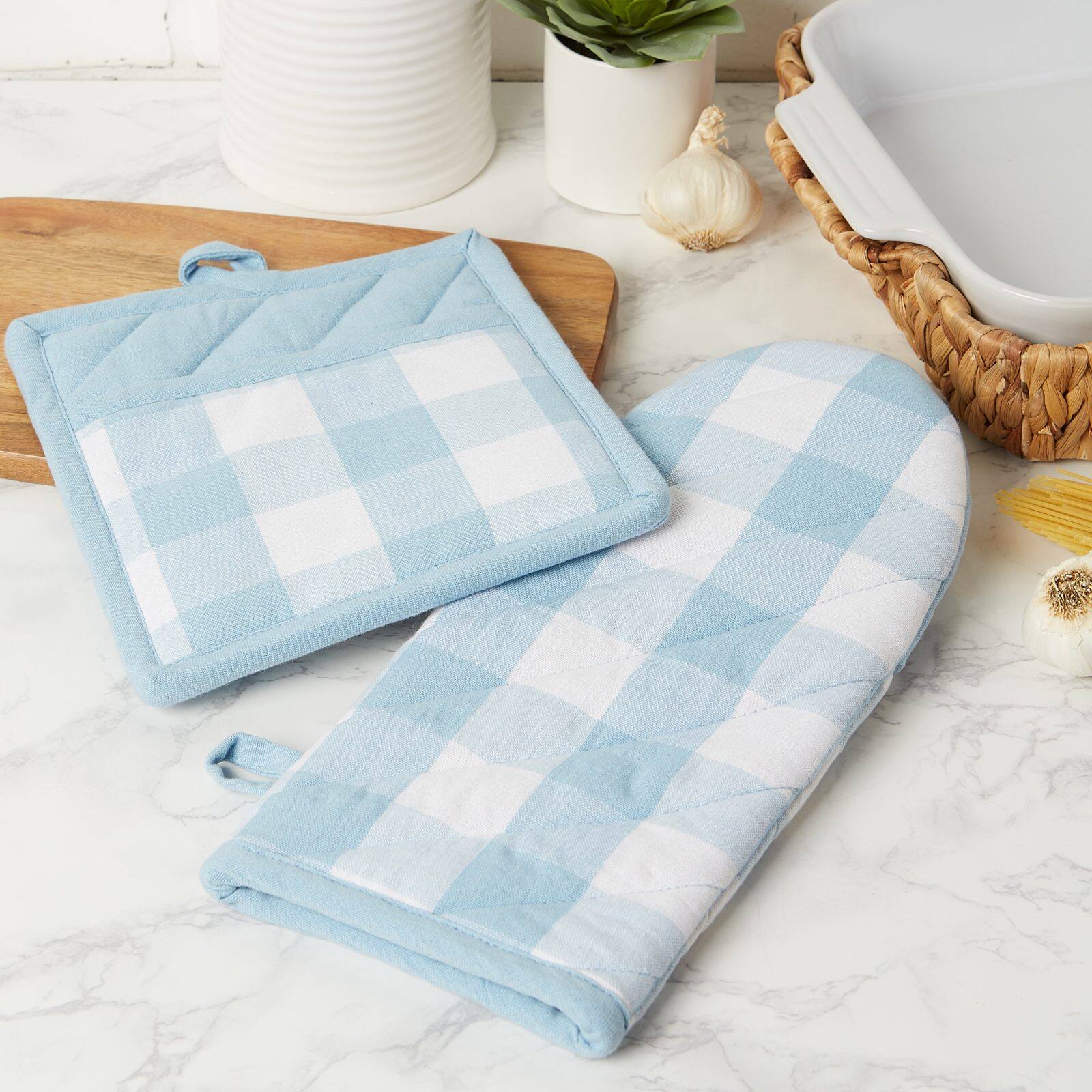 DII® Light Blue Buffalo Check Oven Mitt & Pot Holder Set