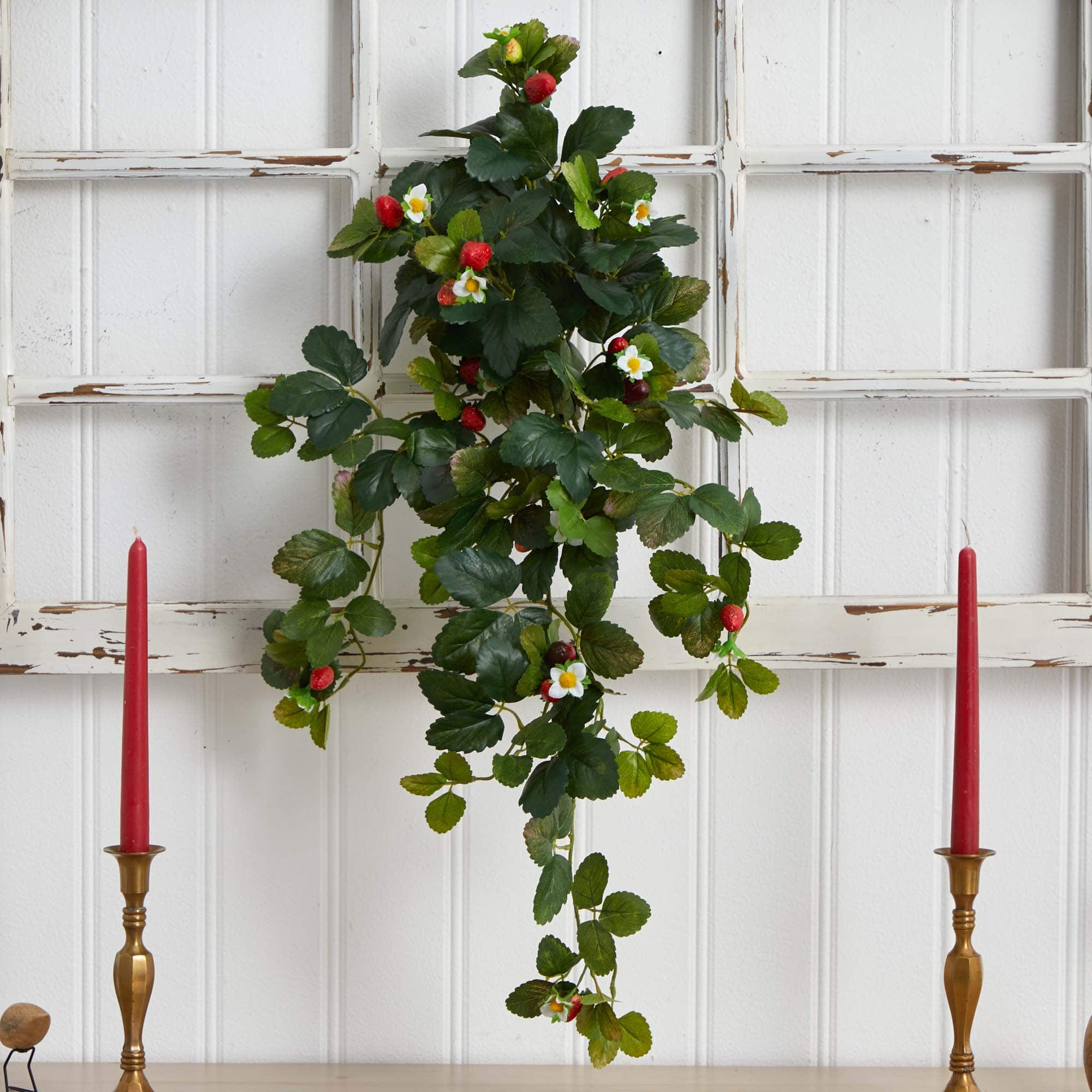 31&#x201D; Strawberry Hanging Bush, 2ct.