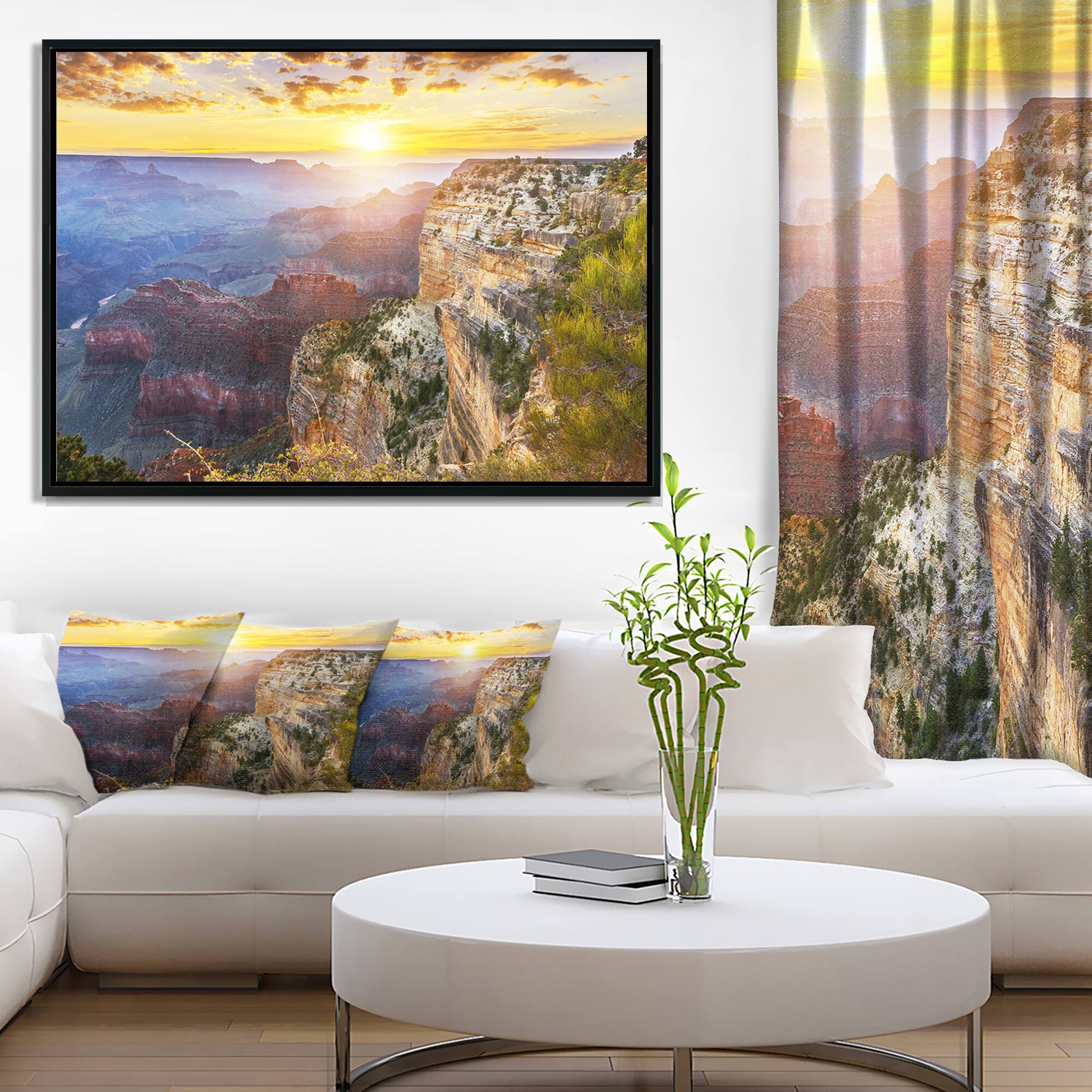 Designart - Grand Canyon Landscape - Photography Canvas Art Print in Black Frame
