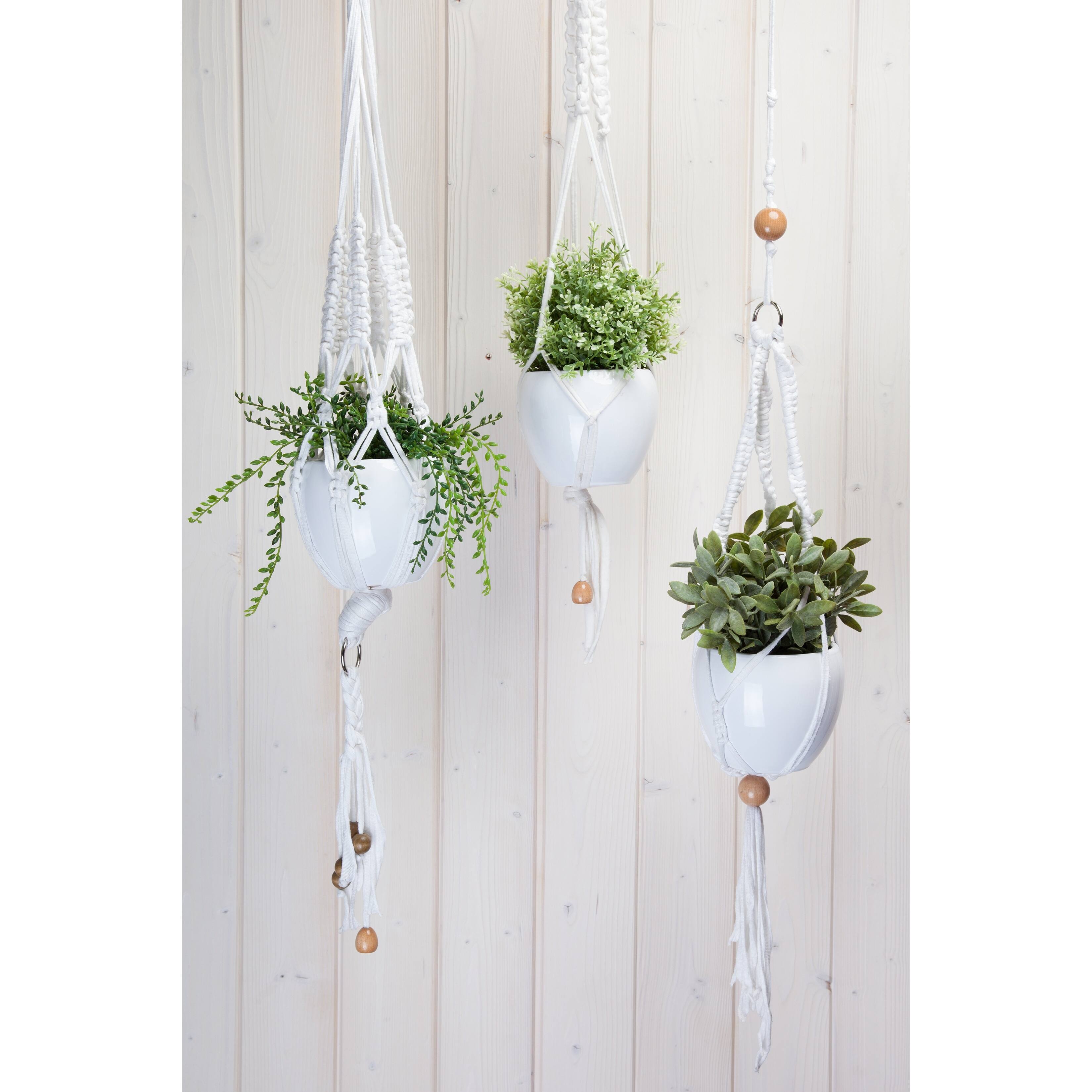 Hoooked Zpagetti Yarn Macrame Hanging Basket Kit