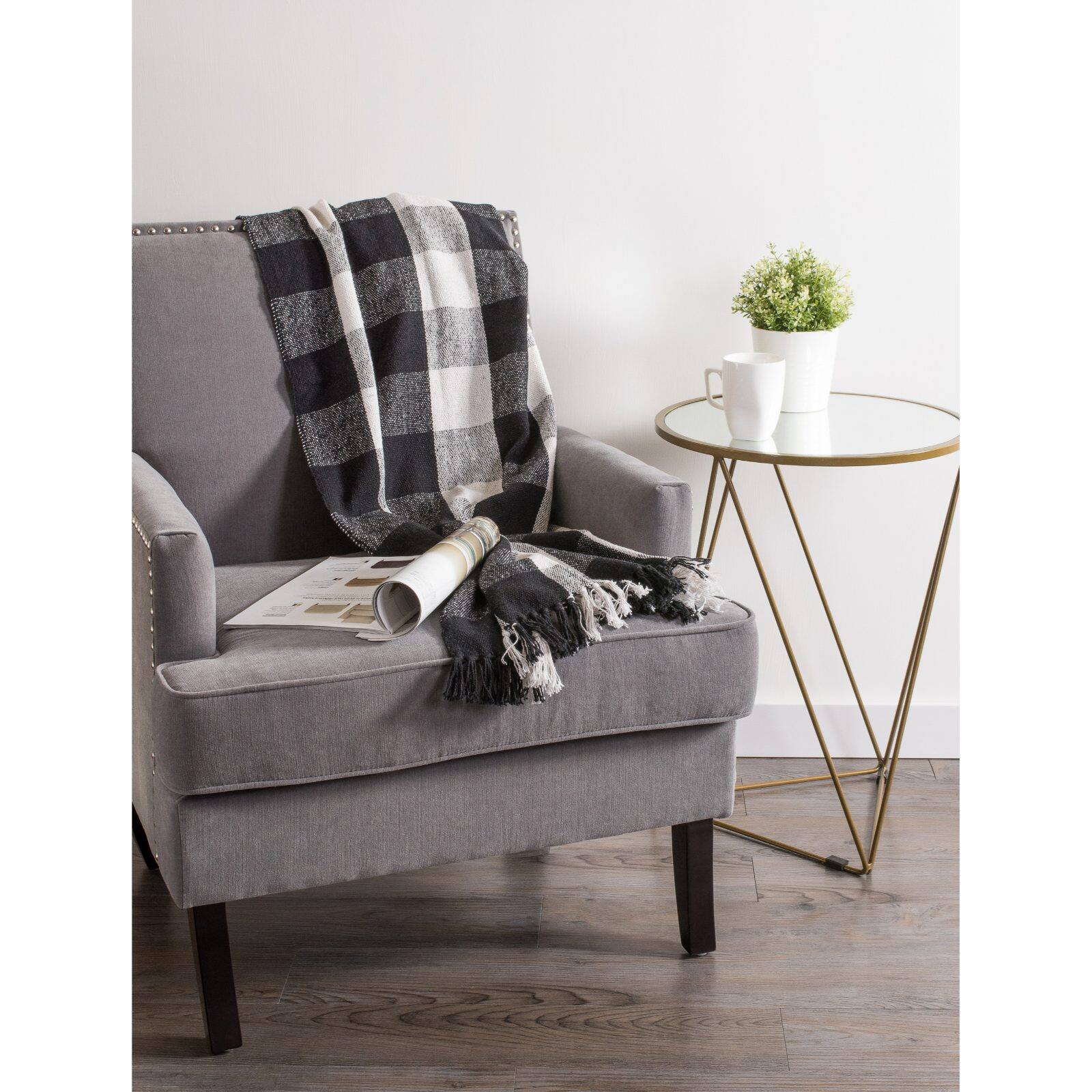 DII&#xAE; Black &#x26; White Buffalo Check Throw