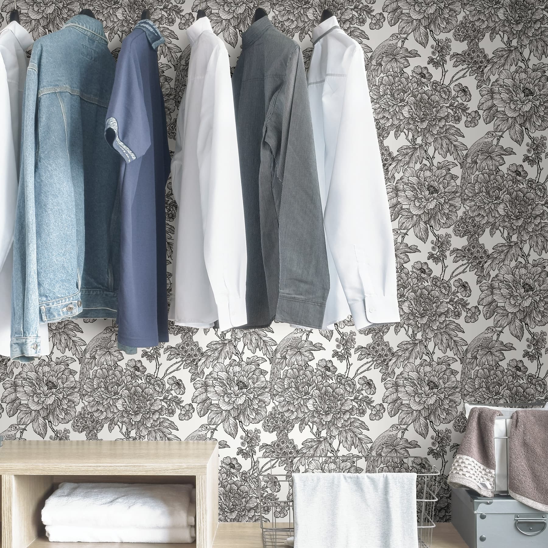 NuWallpaper Black &#x26; White Sudbury Peel &#x26; Stick Wallpaper