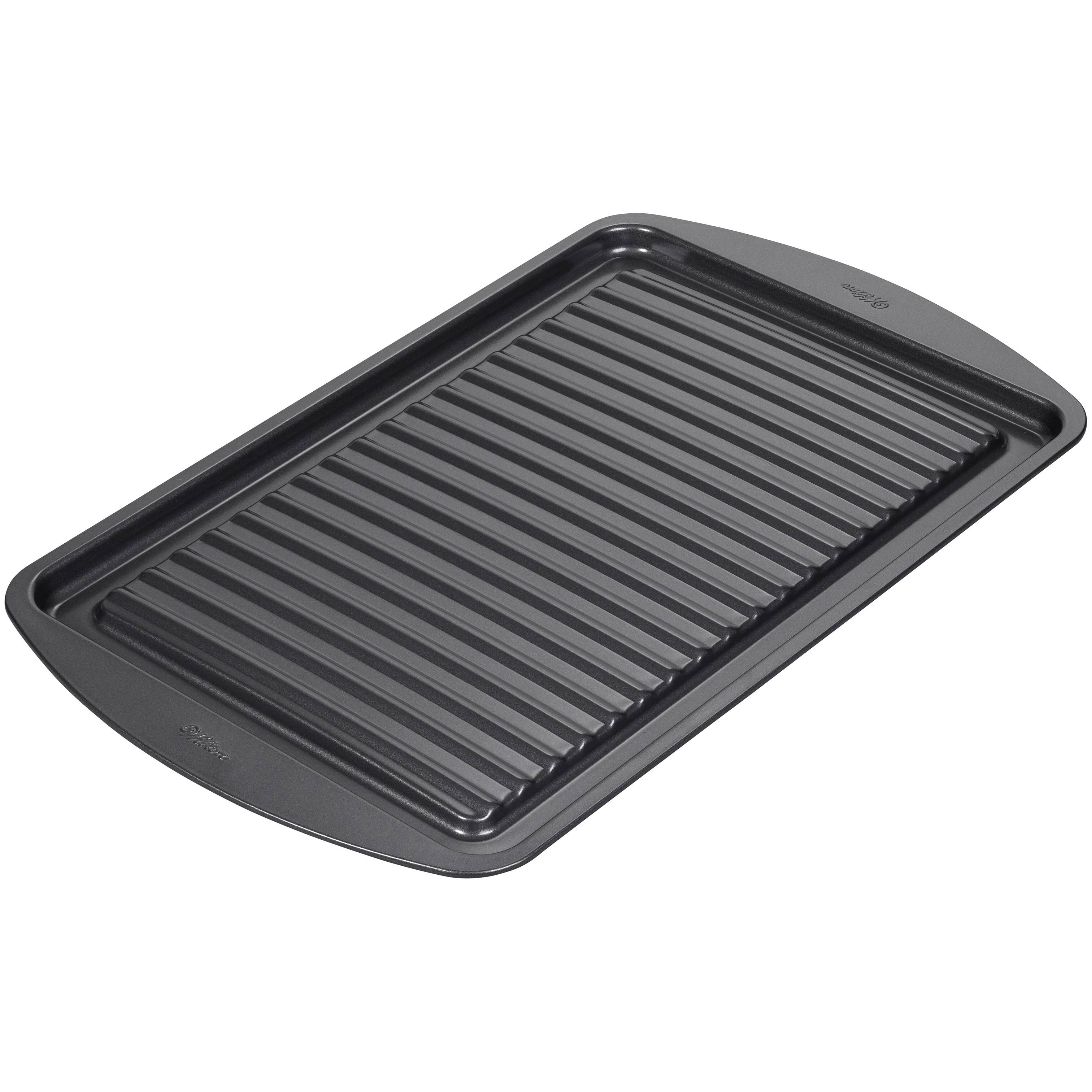 Wilton&#xAE; Perfect Results Oven Griddle Pan