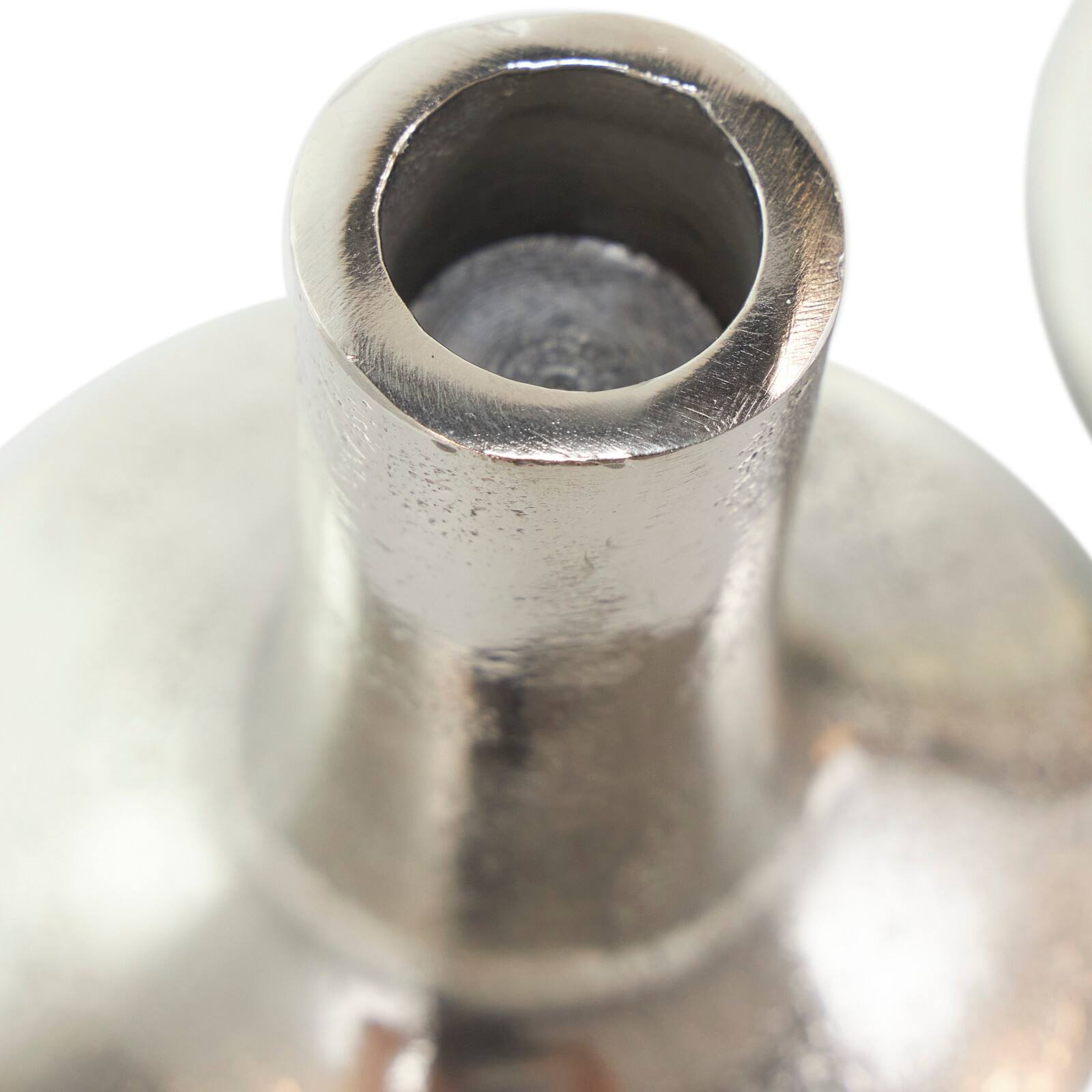 Silver Aluminum Candle Holder with Rounded Base Set