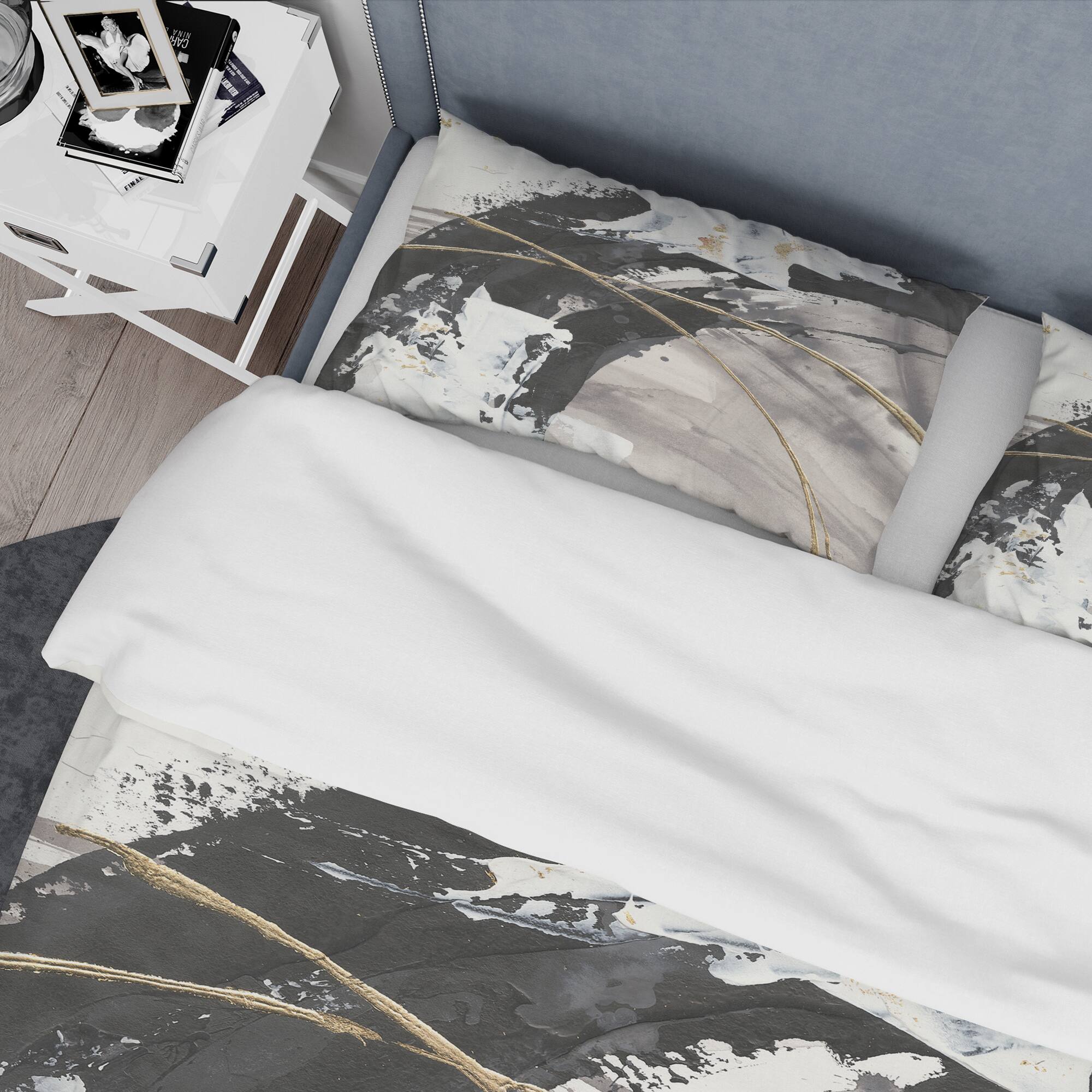 Designart &#x27;Glam Painted Arcs I&#x27; Glam Bedding Set - Duvet Cover &#x26; Shams