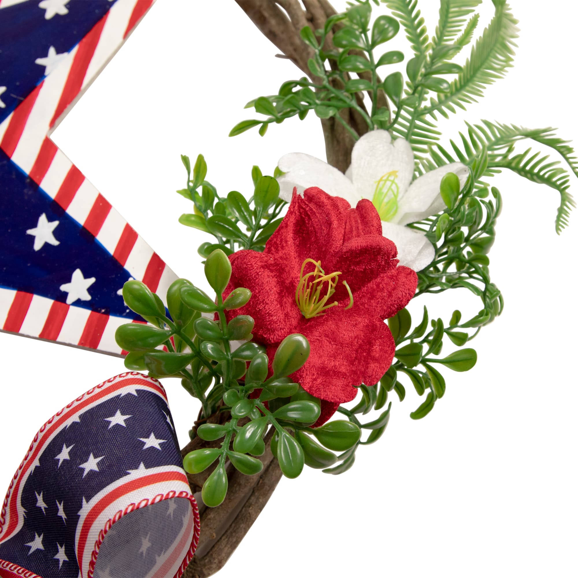 24&#x22; Americana Star &#x26; Mixed Floral Patriotic Wreath