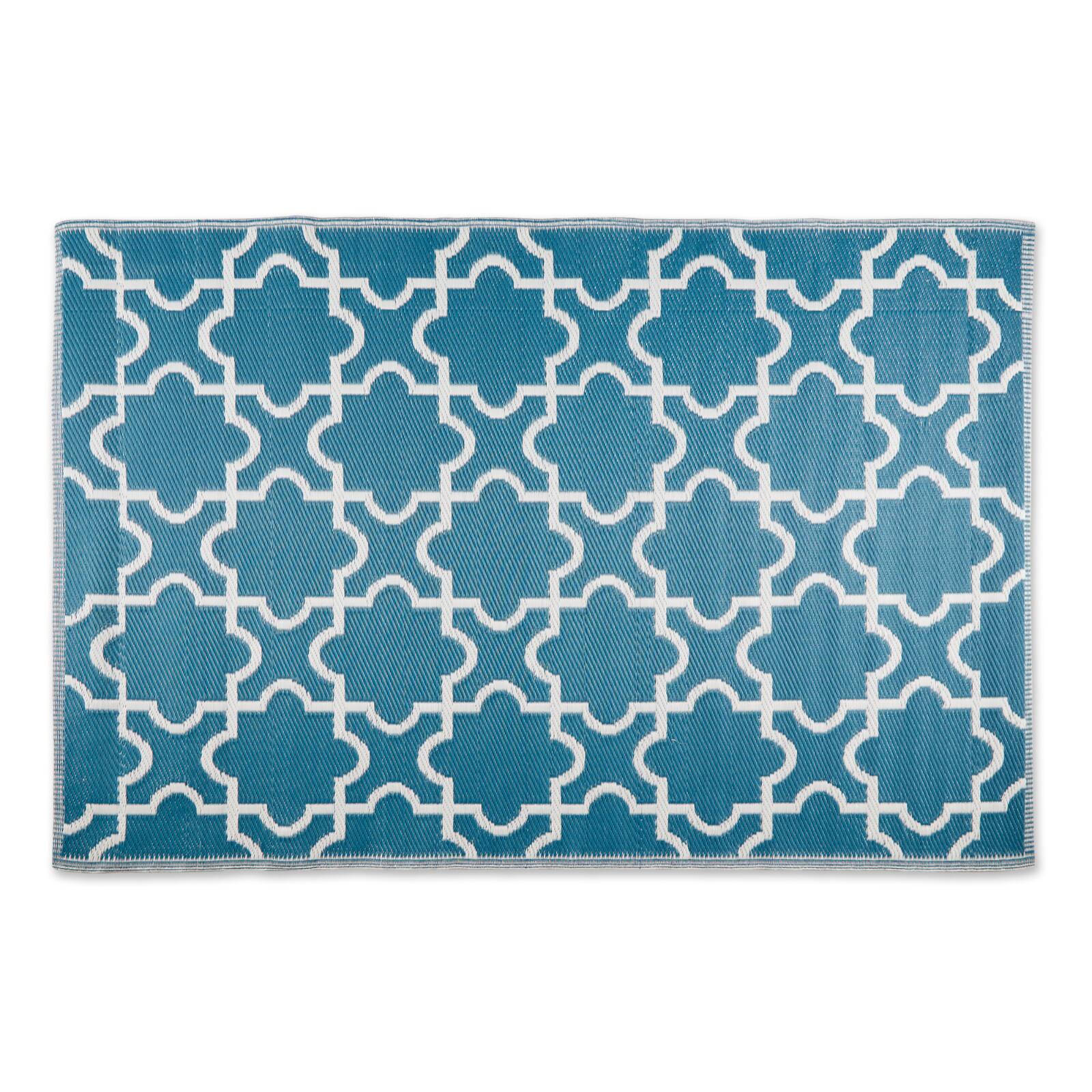 DII&#xAE; Storm Blue &#x26; White Lattice Outdoor Rug, 4ft. x 6ft.